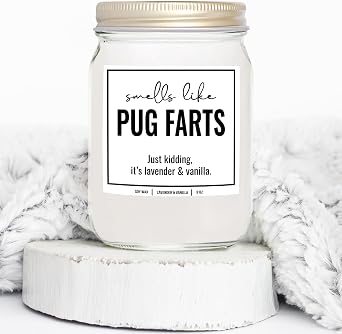 YouNique Designs パグ好きの匂い オナラソイキャンドル パグ好きへのパグギフト - 8オンス パグキャンドルギフト 犬好きへのギフト - 犬のおならキャンドル 面白いパグギフト 犬のお母さんギフト 犬がテーマラベンダー&バニラ