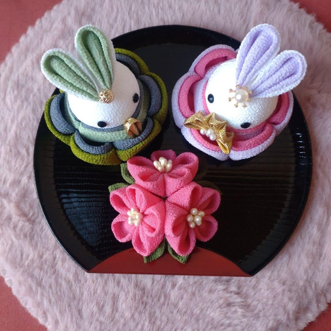 つまみ細工 お内裏様＆お雛様 つまみ細工 うさぎのお雛様 ハンドメイド