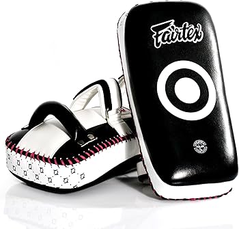 Amazon | Fairtex フェアテックス カーブ キックミット ペアセット