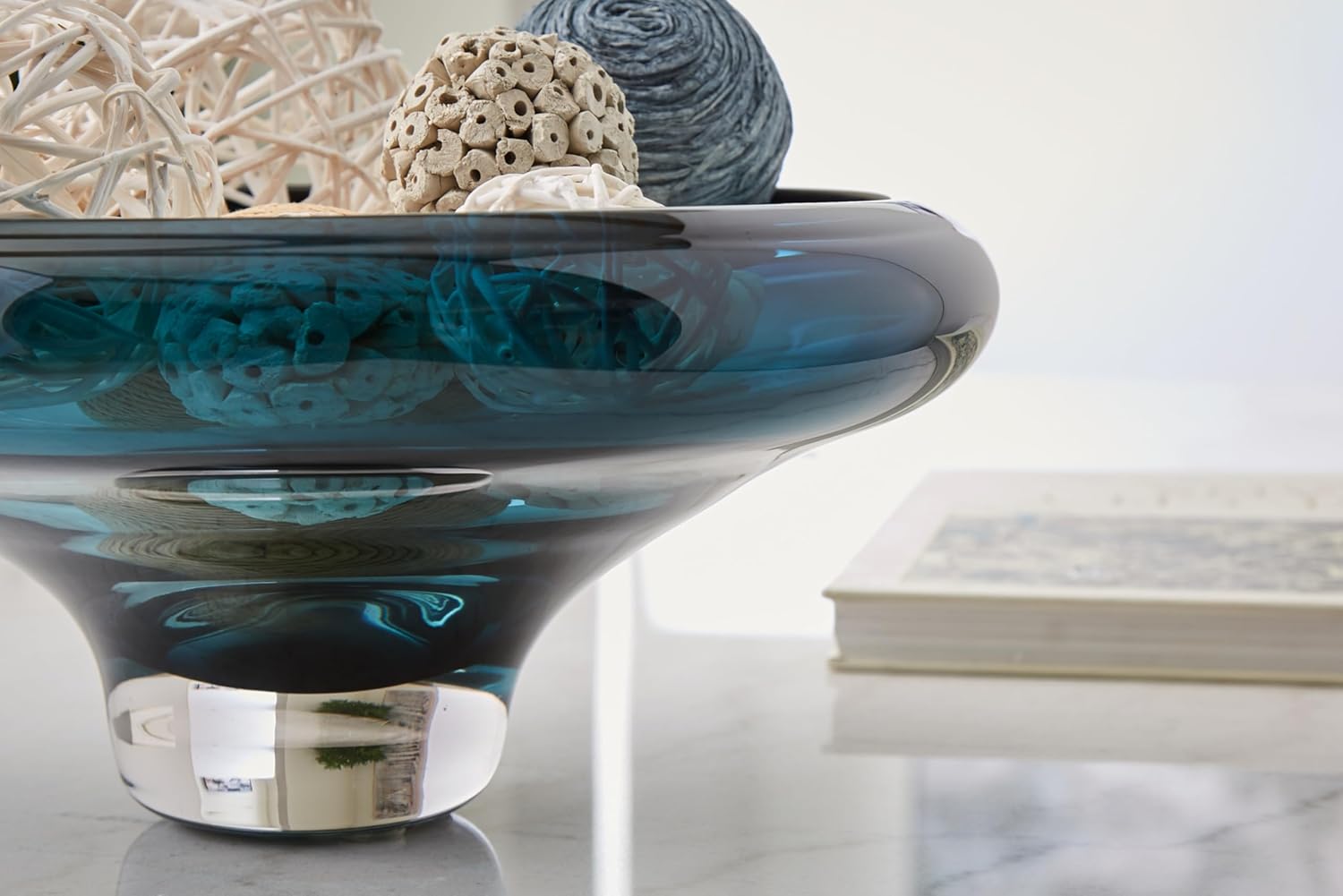 Signature Design by Ashley Vallborough Contemporary Indoor/Outdoor Round Glass Bowl, Blue