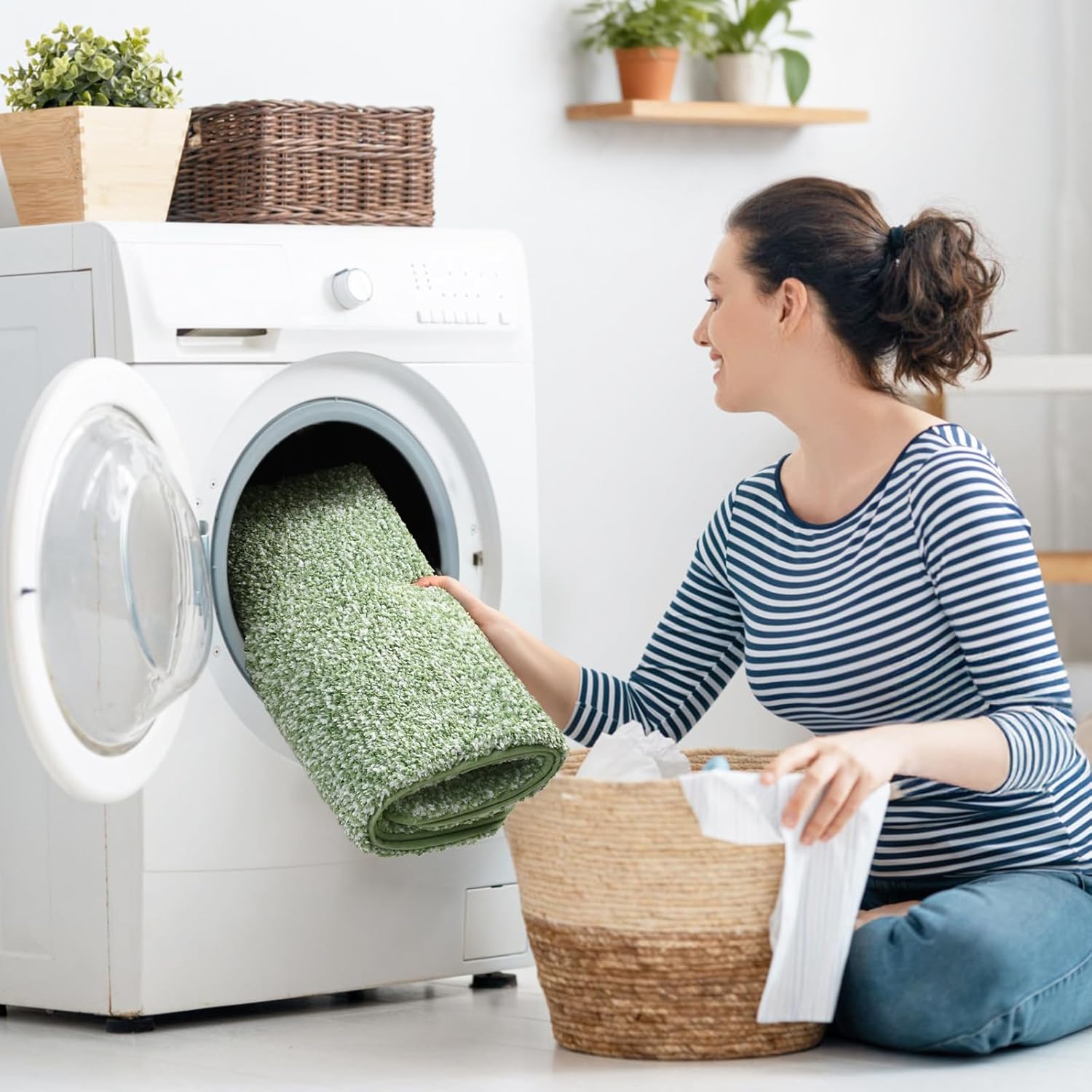 ISEAU Bathroom Runner Rugs 24x60, Super Absorbent Microfiber Large Bath Mat, Non-Slip Long Shower Rug with TPR Backing, Thick Plush Machine Washable Bathmat for Bathrooms, Green/White