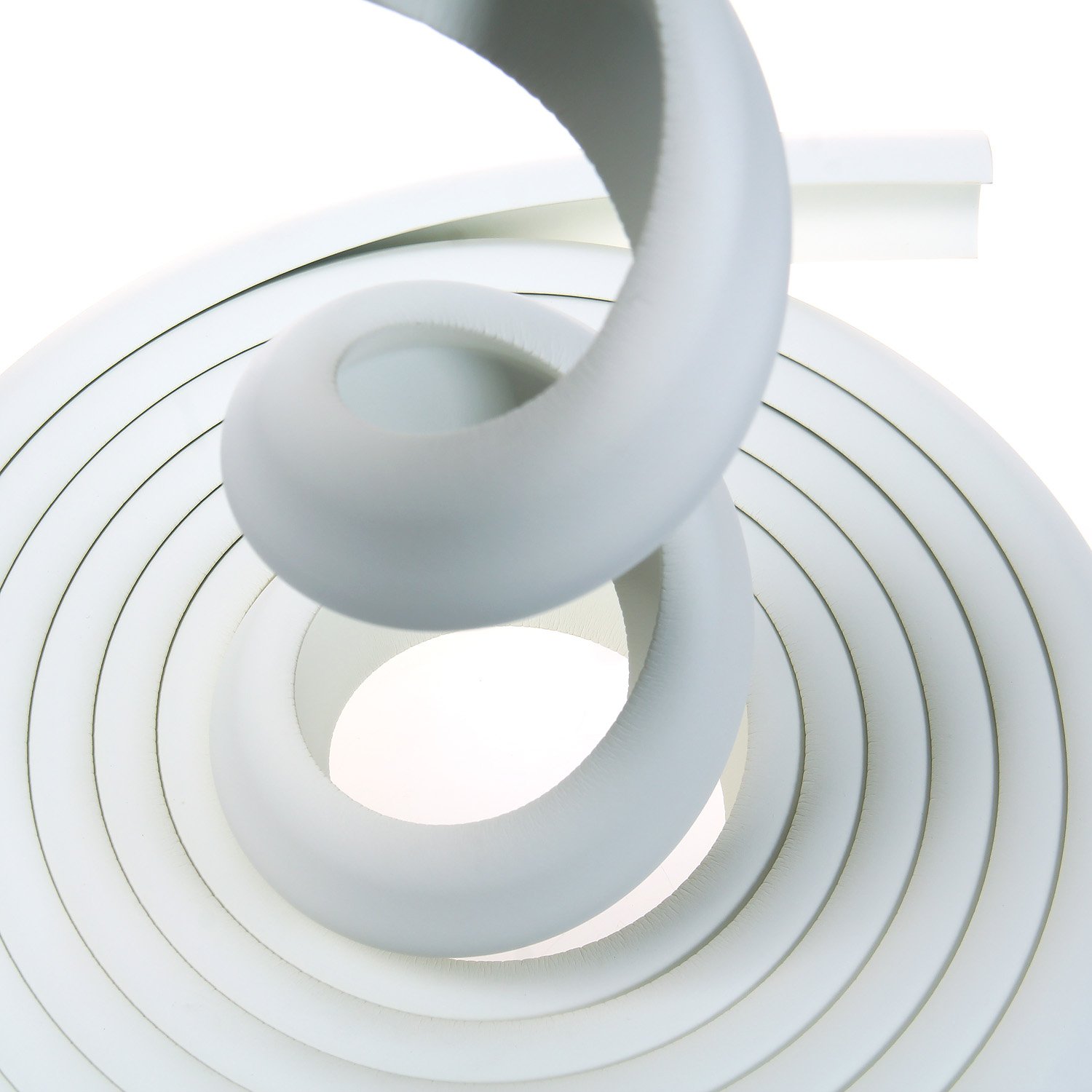 TUKA 10M Protezioni Antispigolo, L-Forma Schiuma Sicurezza dei Vostri Bambini e Neonati, Extra spesso Bordi Protezione, Striscia Paraspigolo Spigolo 2x5m, Off Bianco, TKD7000-2X Off White