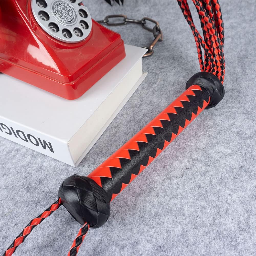 Whip BDSM Leather Multiple Whips S26 (Reddish Black)