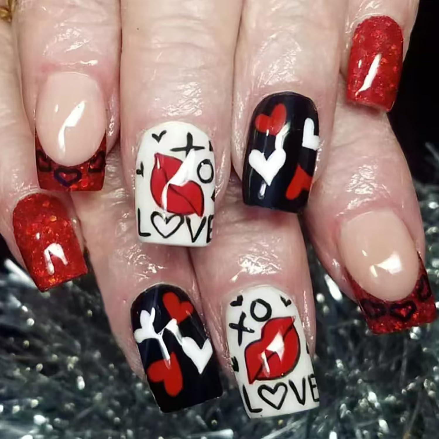 Valentine's Heart Press on Nails Short Square Red Lips Red White Love Heart Design Coffin Nails French Valentine's Stick on Nails Full Cover Acrylic