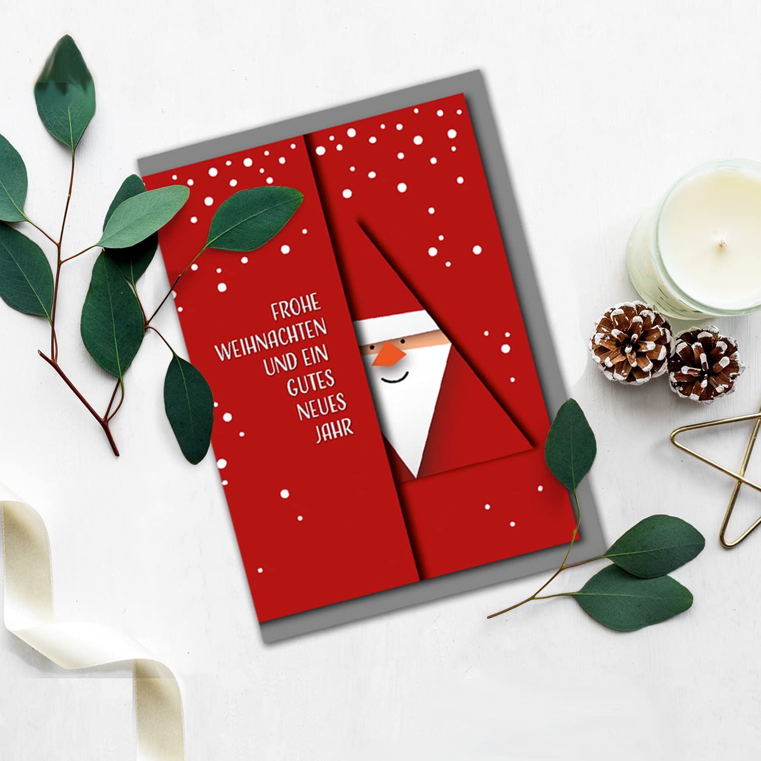 NEUSER PAPIER 200x Set di biglietti di Natale piccoli DIN A7 in bianco con vischio ed eucalipto - Biglietti pieghevoli con buste DIN C7 marrone sabbia con incollaggio a umido