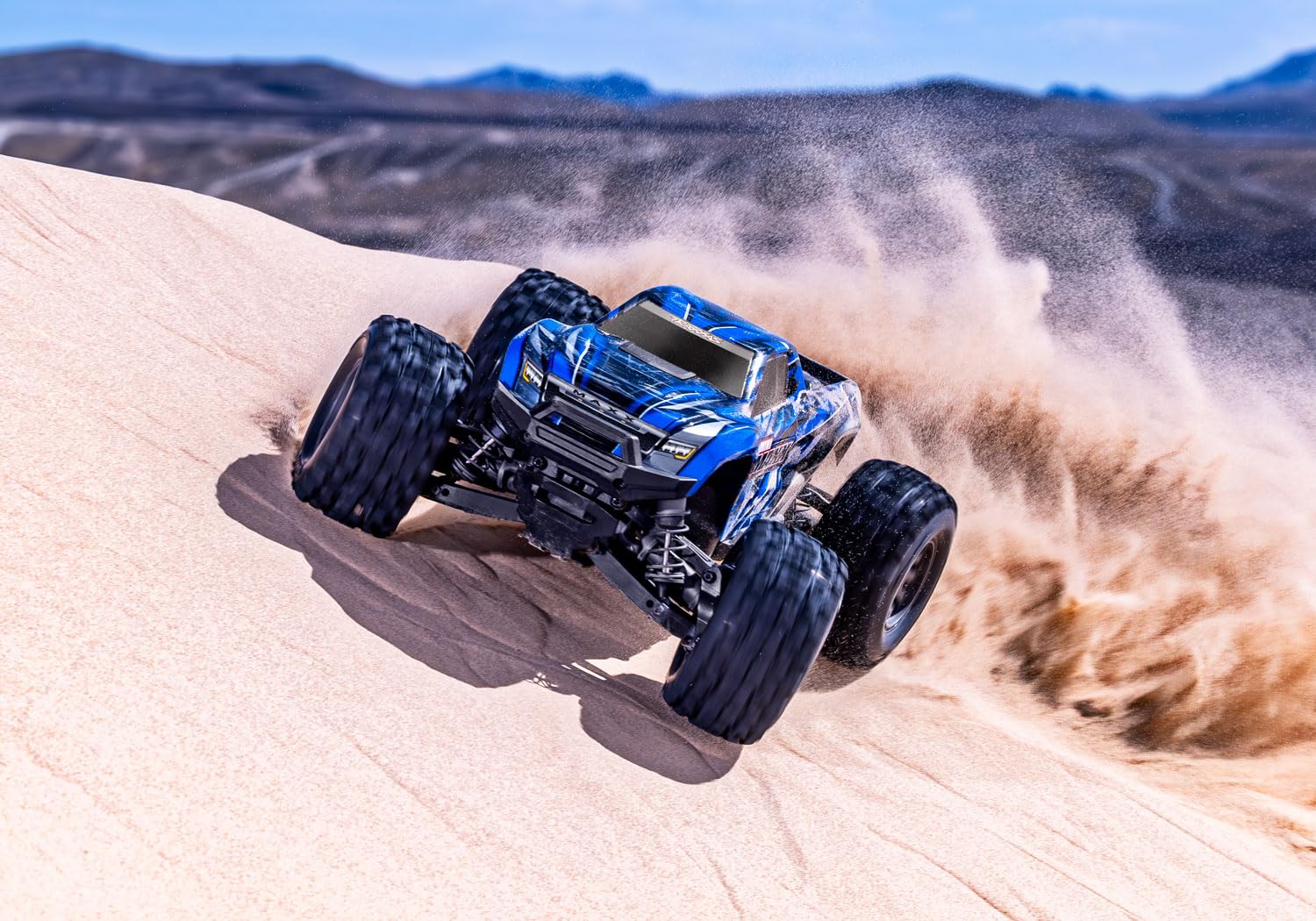 TRAXXAS Mini Maxx 4WD Brushless BL-2S RTR 1:12 Monster Truck niebieski z akumulatorem + ładowarka USB / C 2 A