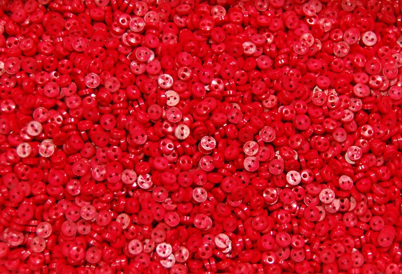 celloexpress 4mm Red Circles Mini Doll Buttons for Dolls & Soft Toys Clothes - 4mm Assorted Colours & Designs (Pack of 200, Red Circles) — image 1