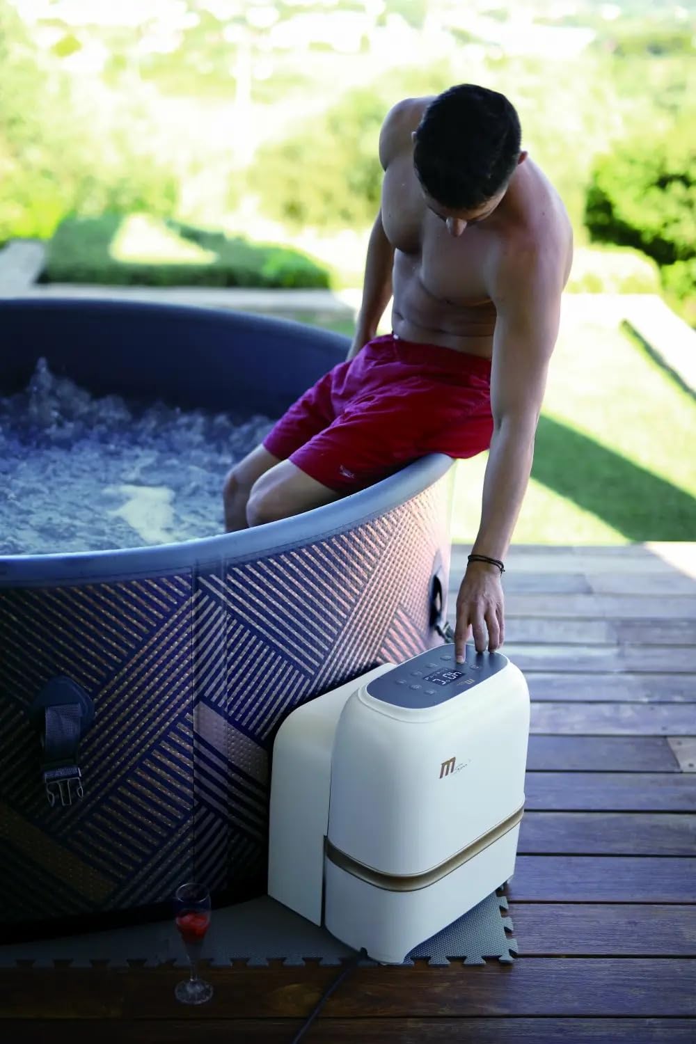 MSPA Whirlpool Mono - whirlpool hinchable para 6 personas, 173 x 173 x 70 cm, 138 chorros de masaje con 3 niveles de intensidad, spa para interior y exterior, resistente al invierno y uso durante todo