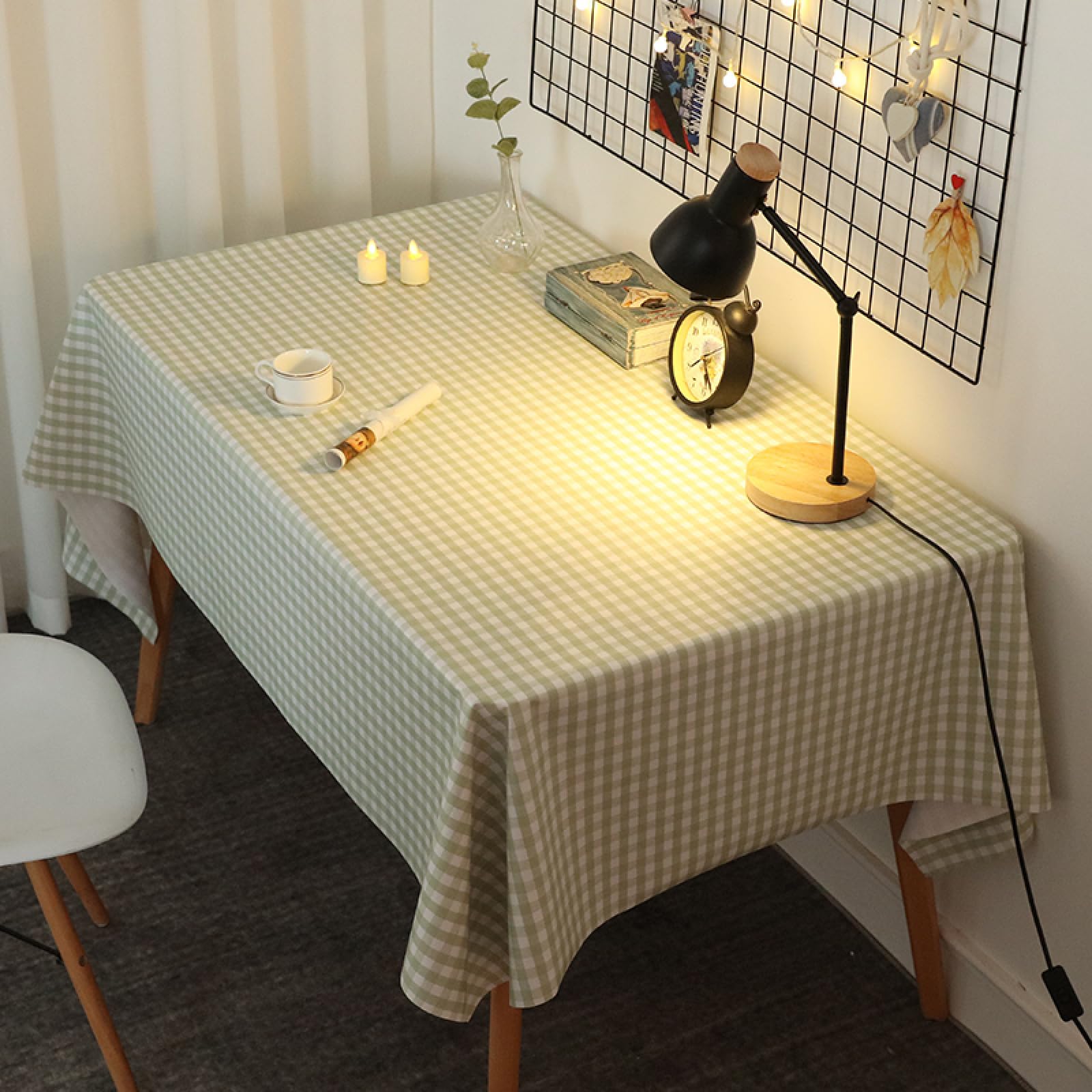 Nappe protège table anti-usure tissu vert clair 120x180 cm finies les rayures