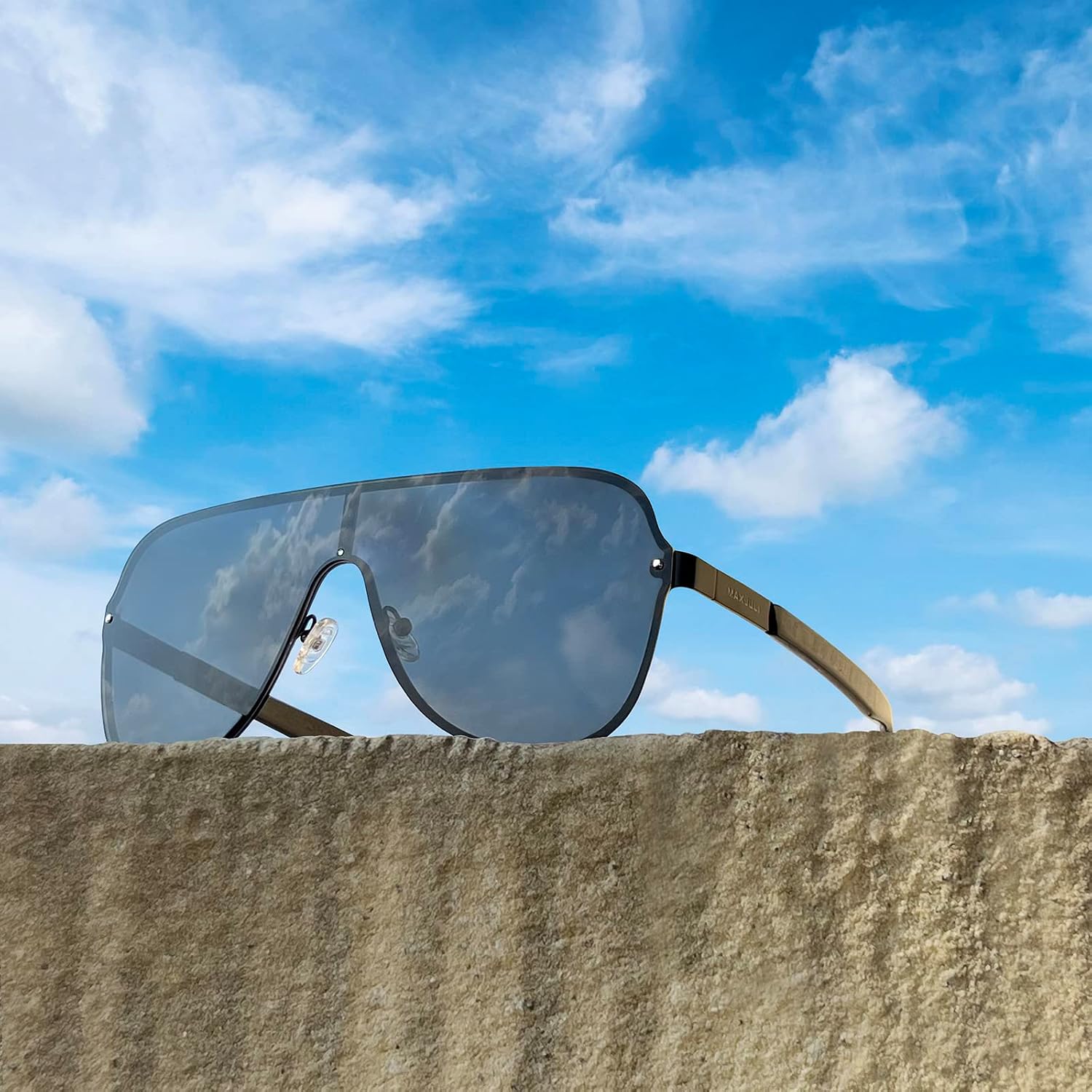 MAXJULI Polarized Sunglasses for Men and Women with Big Heads UV400 Protection Sun Glasses Ideal for Driving Golf 8132