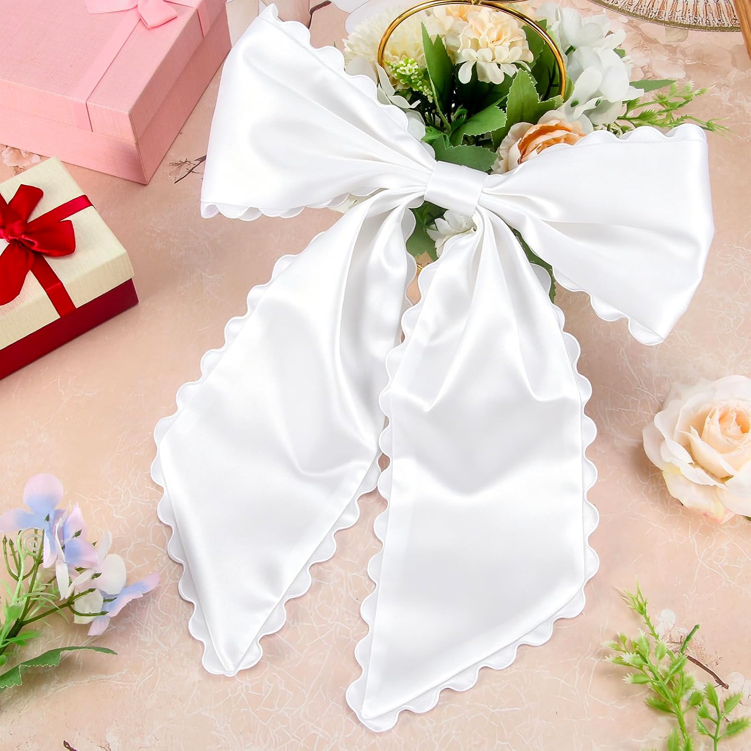 Whaline Scalloped Bouquet Sash Pre-Tied Flower Bouquet Ribbon White Satin Bow for Front Door Senior Night Graduation Weddings Recitals Holidays & Keepsake, 9.8 x 13.8 in