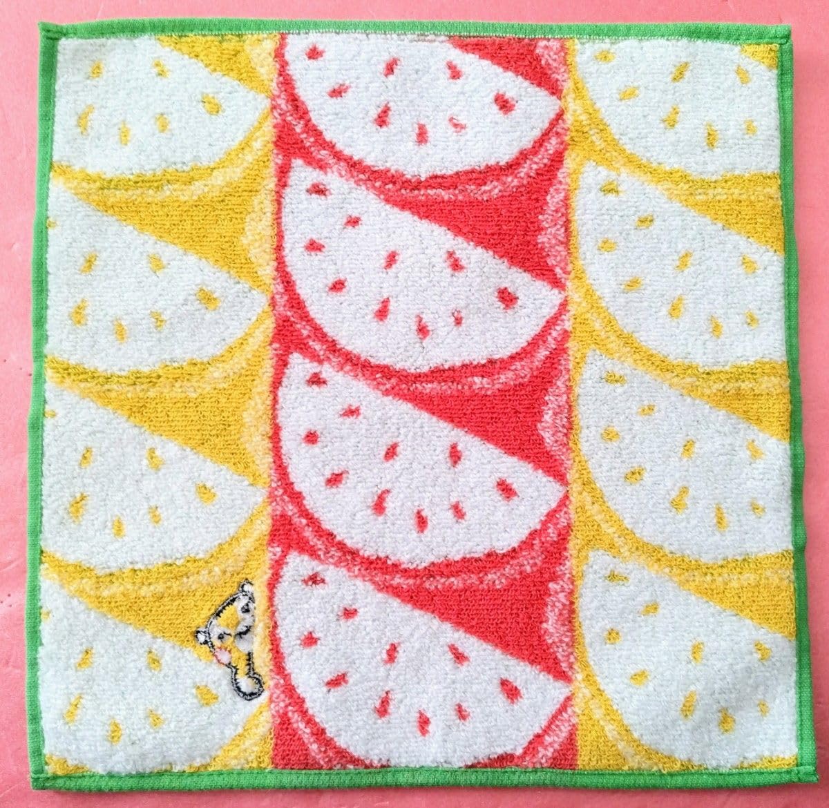 Amazon.co.jp: くまモン タオル ハンカチタオル フルーツ柄 スイカ