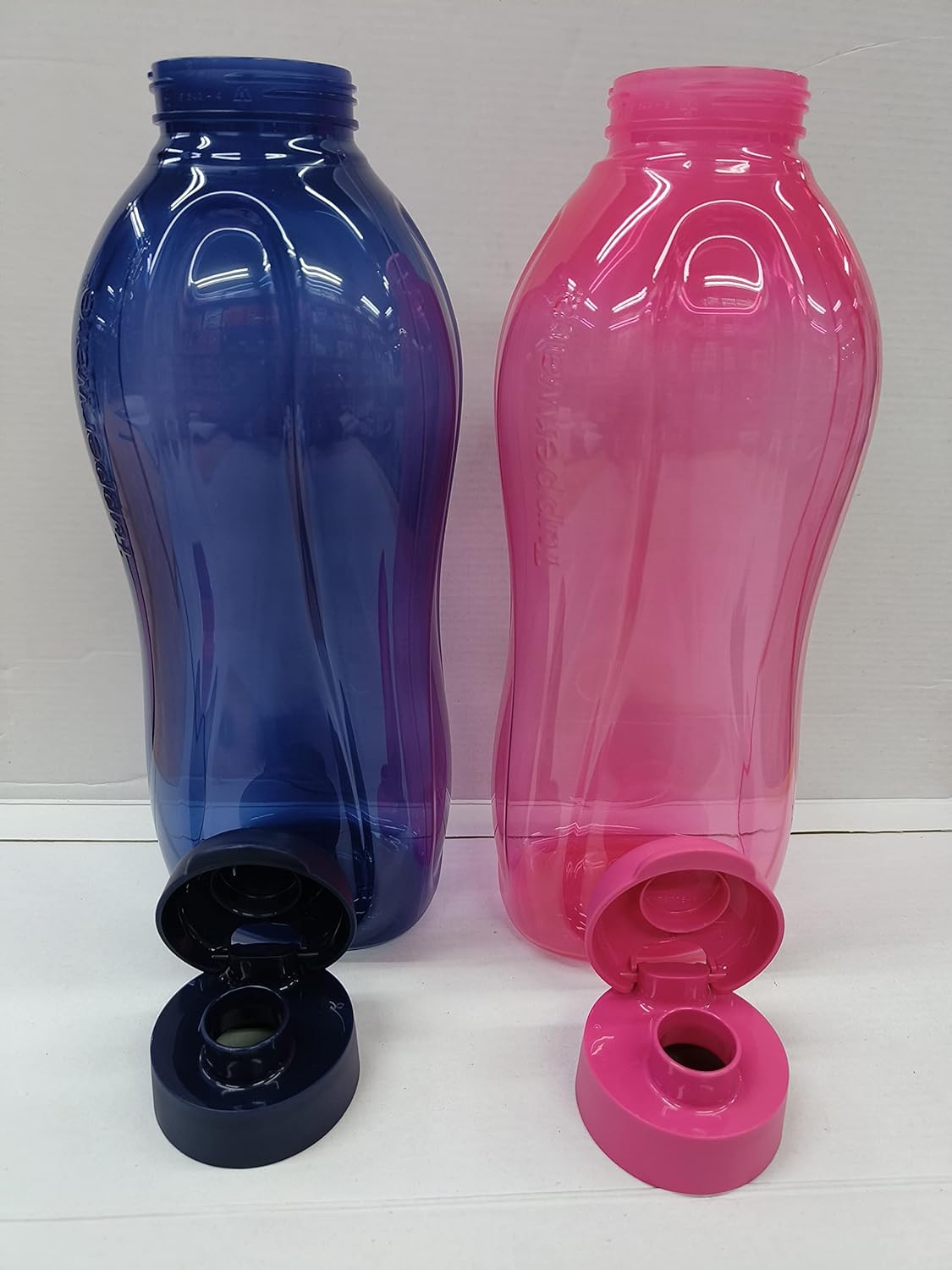 Tupperware . Plastic 2 Litres Eco Bottle Set Of 2 Pc, Multicolor