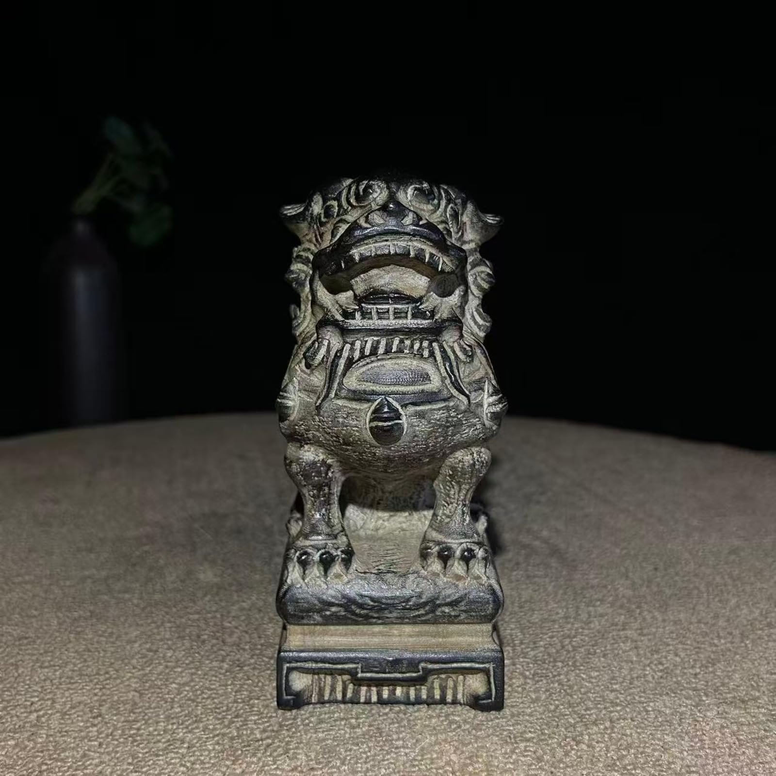 Chien Foo sculpté en pierre bleue naturelle pour harmoniser votre salon asiatique