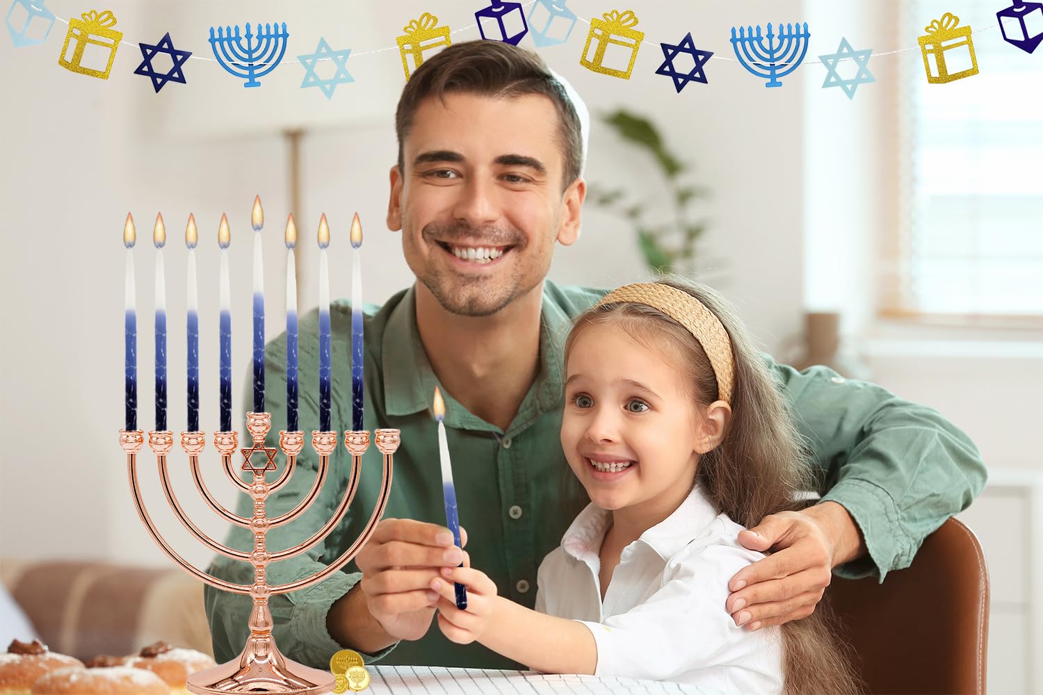 Świece Chanukah 45 świec chanukowych, dekoracyjne, fioletowe, z niebieskimi i zielonymi matowymi paskami - ręcznie robione w Izraelu (niebieski/jasnoniebieski/biały)