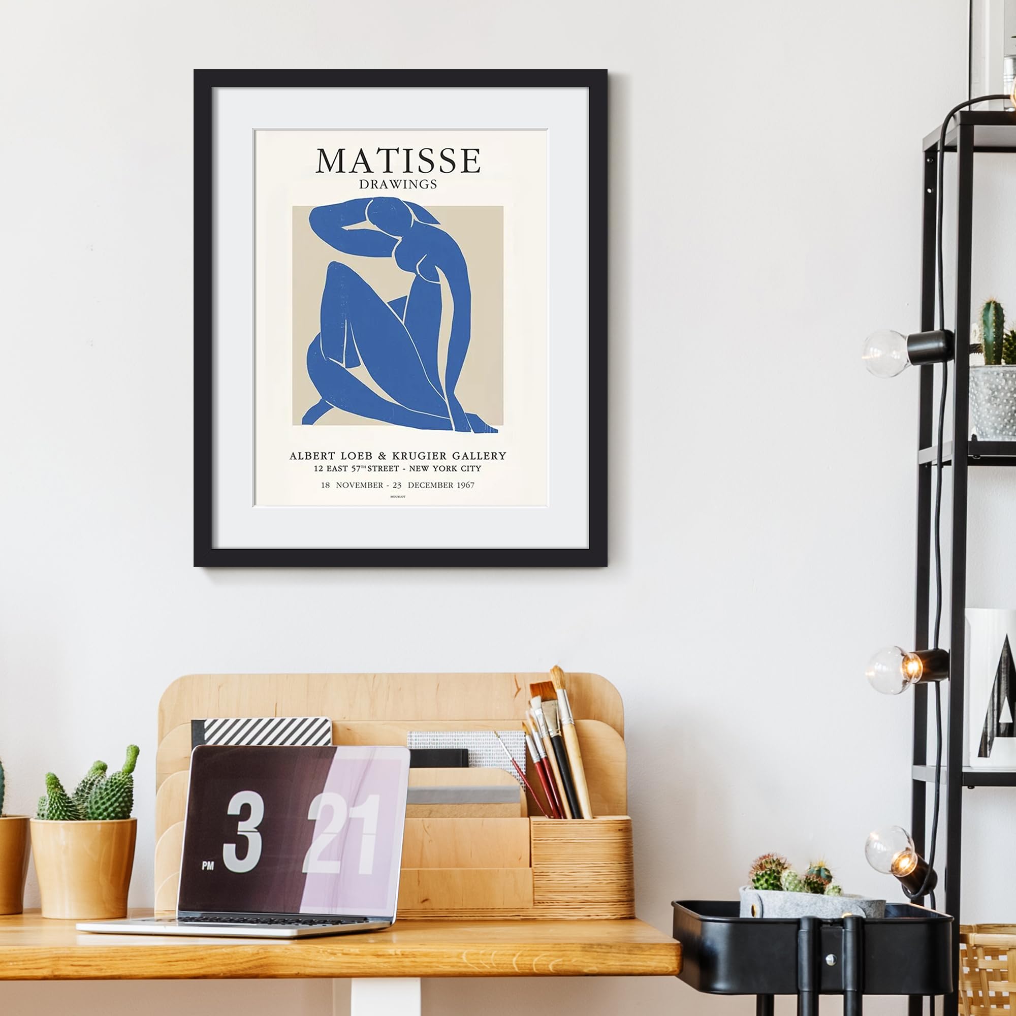 upsimples 14x17 inches Picture Frame, Display Pictures 11x14 with Mat or 14 x 17 Without, Wall Hanging Diploma Frames, Black, 1 Pack