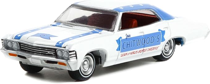 Chevrolet Impala Sport Sedan 1967 a escala 1:64 miniatura 2