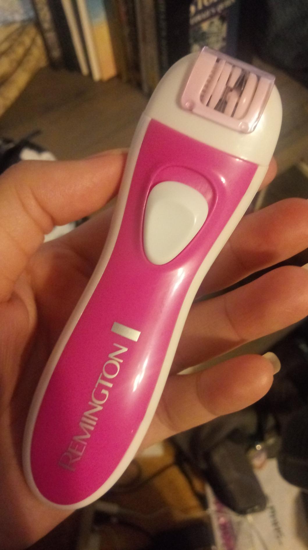 Remington Smooth and Silky Facial Epilator, EP1050CDN