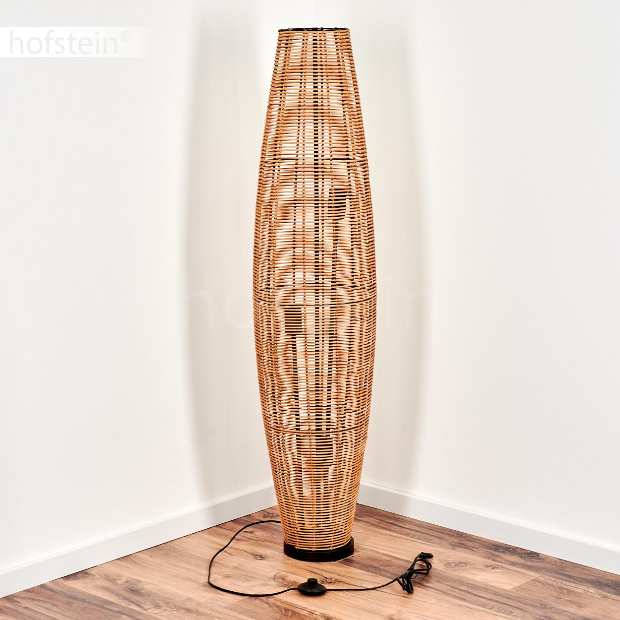 hofstein Mulstrand Lampadaire moderne en métal/rotin noir/naturel, lampe au design bohème abat-jour en grille, interrupteur marche/arrêt sur le câble et effet lumineux, 3 ampoules E27, sans ampoule