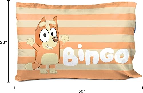Miniatura 6 de Jay Franco Bluey Hello 1 funda de almohada reversible individual Ropa de cama infantil súper suave de doble cara (producto oficial de Bluey)