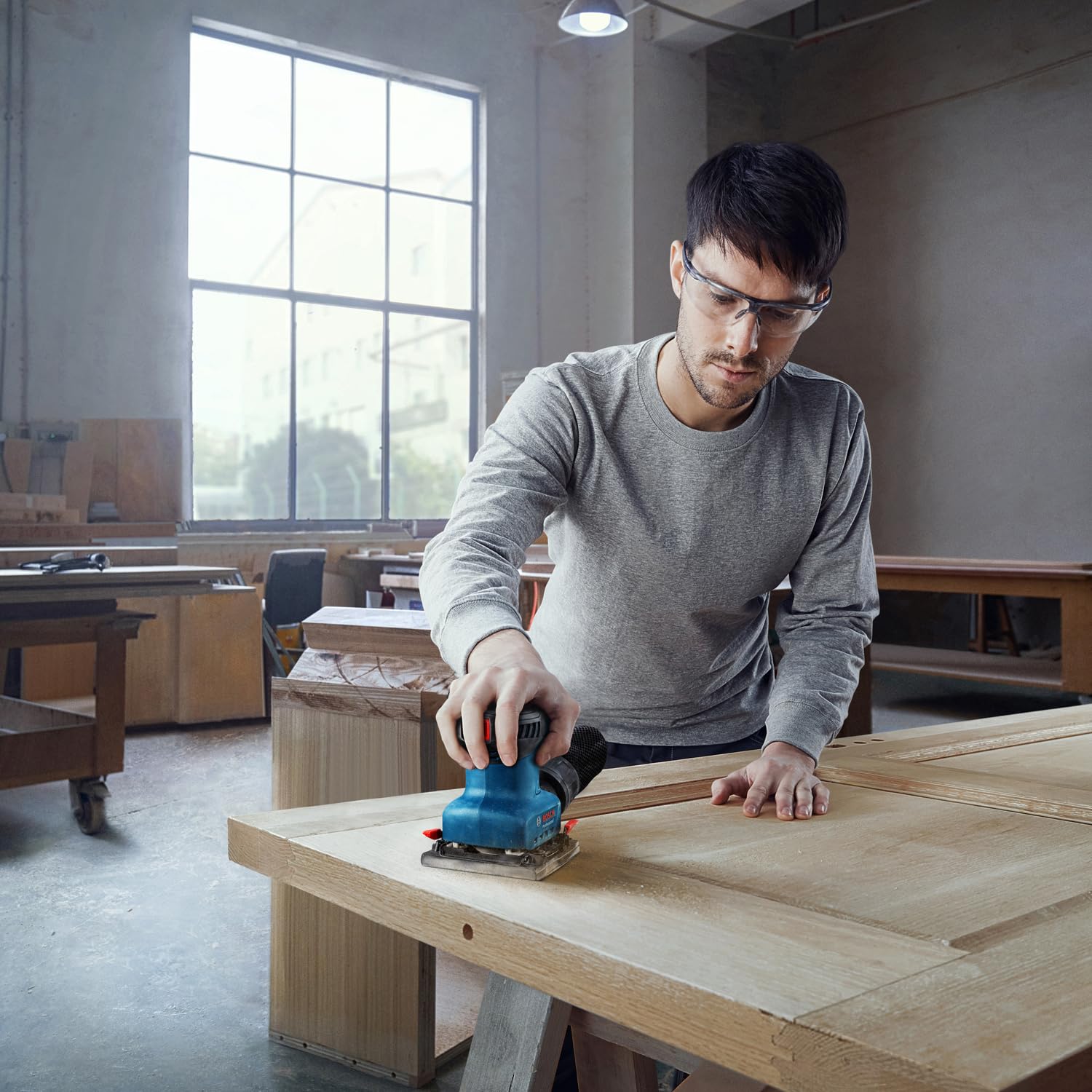Bosch Professional Titreşimli Zımpara GSS 140 A
