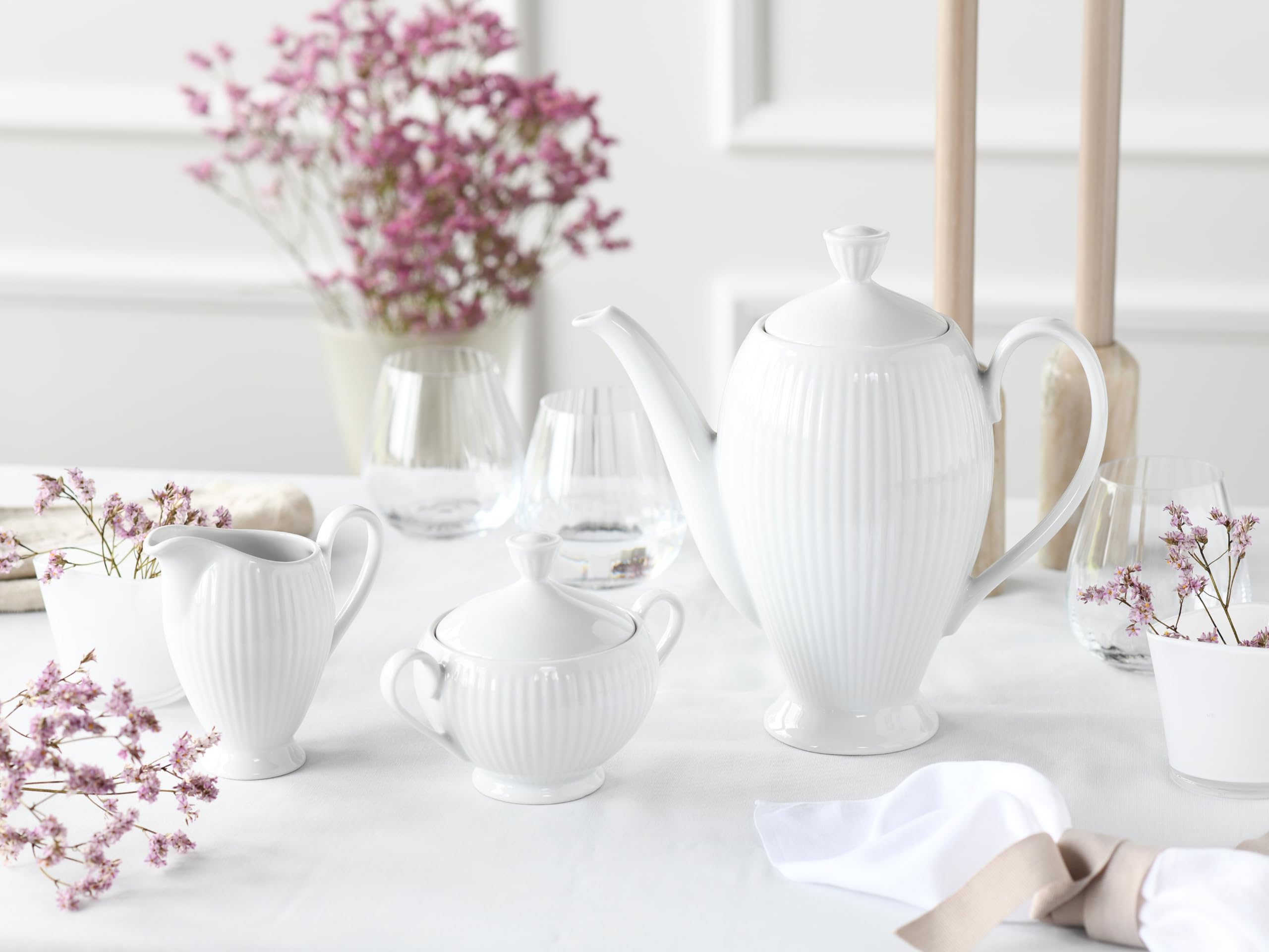 Creatable 21881 Set di stoviglie, Porcelain, Bianco