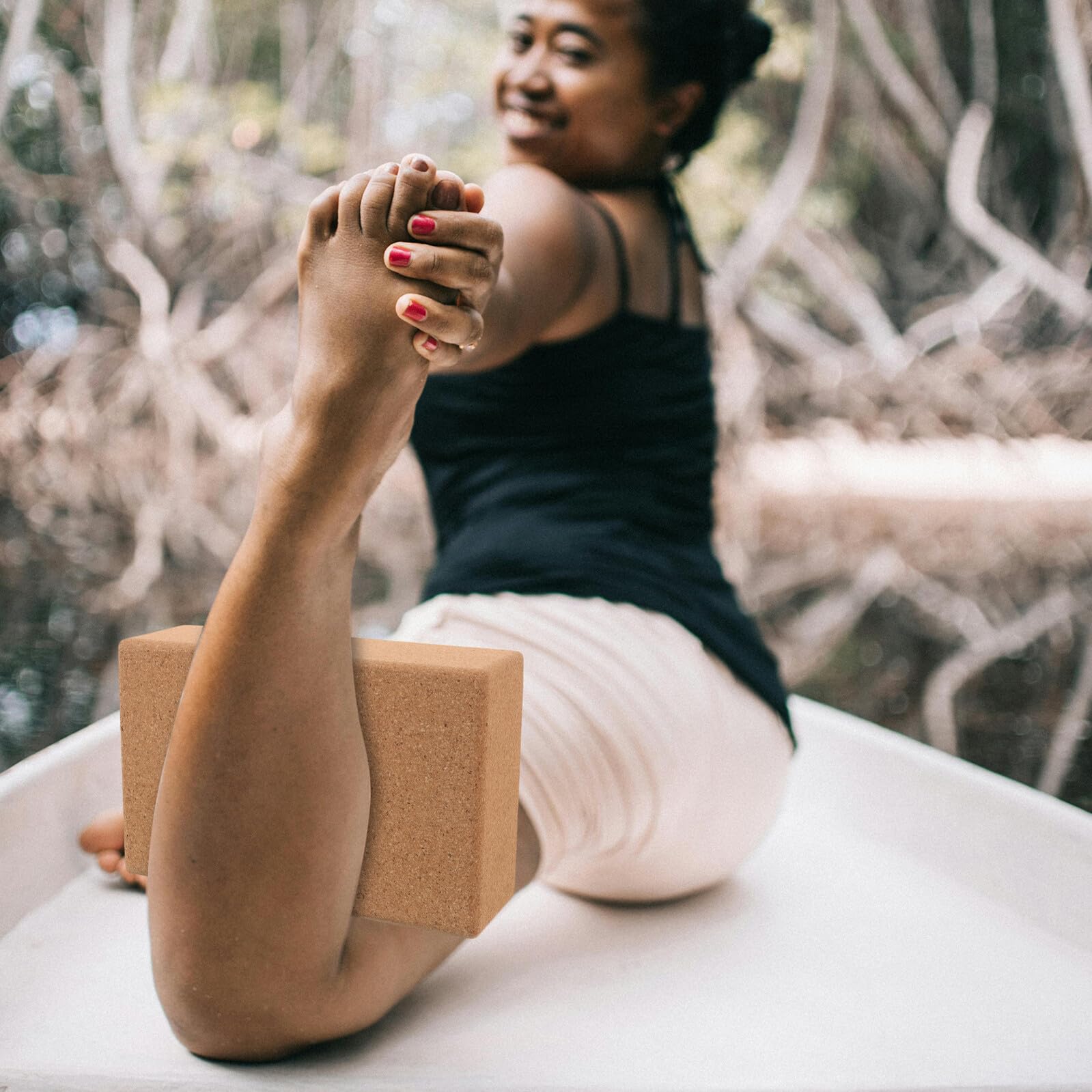 Yogablock Kork Rutschfest Trainingsstein aus Hochdichtem Kork Leichtes Yoga Zubehör Pilates Unterstützung für Vielseitige Yogaübungen