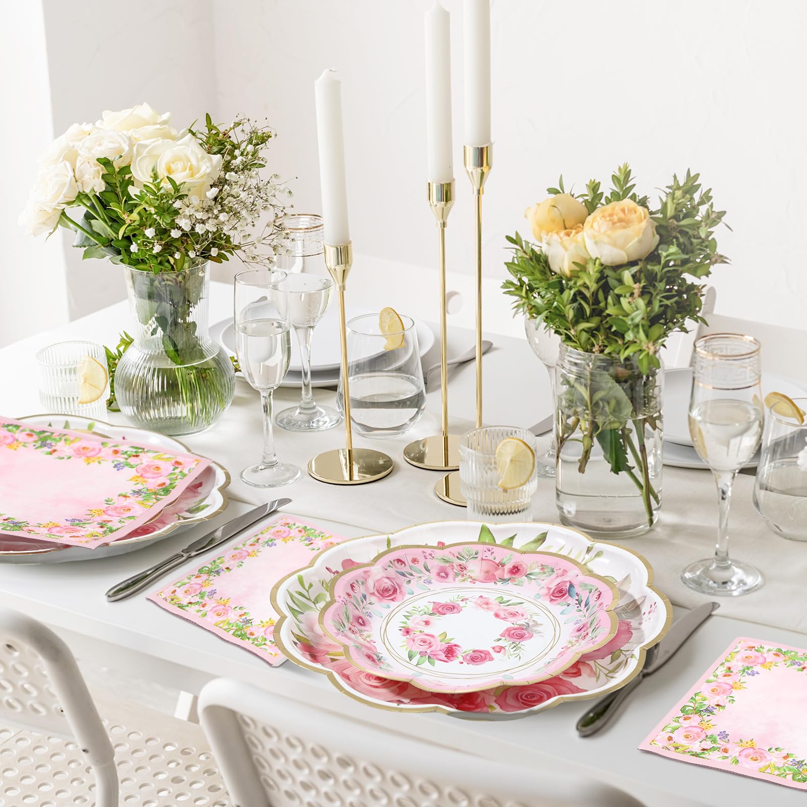 Tanlade 96 Stück rosa Teller und Servietten mit Blumenmuster, 24 Stück, Einweg-Papierteller mit gewelltem Rand, 2-lagige Papierservietten für Hochzeit, Geburtstag, Dekoration, Partyzubehör