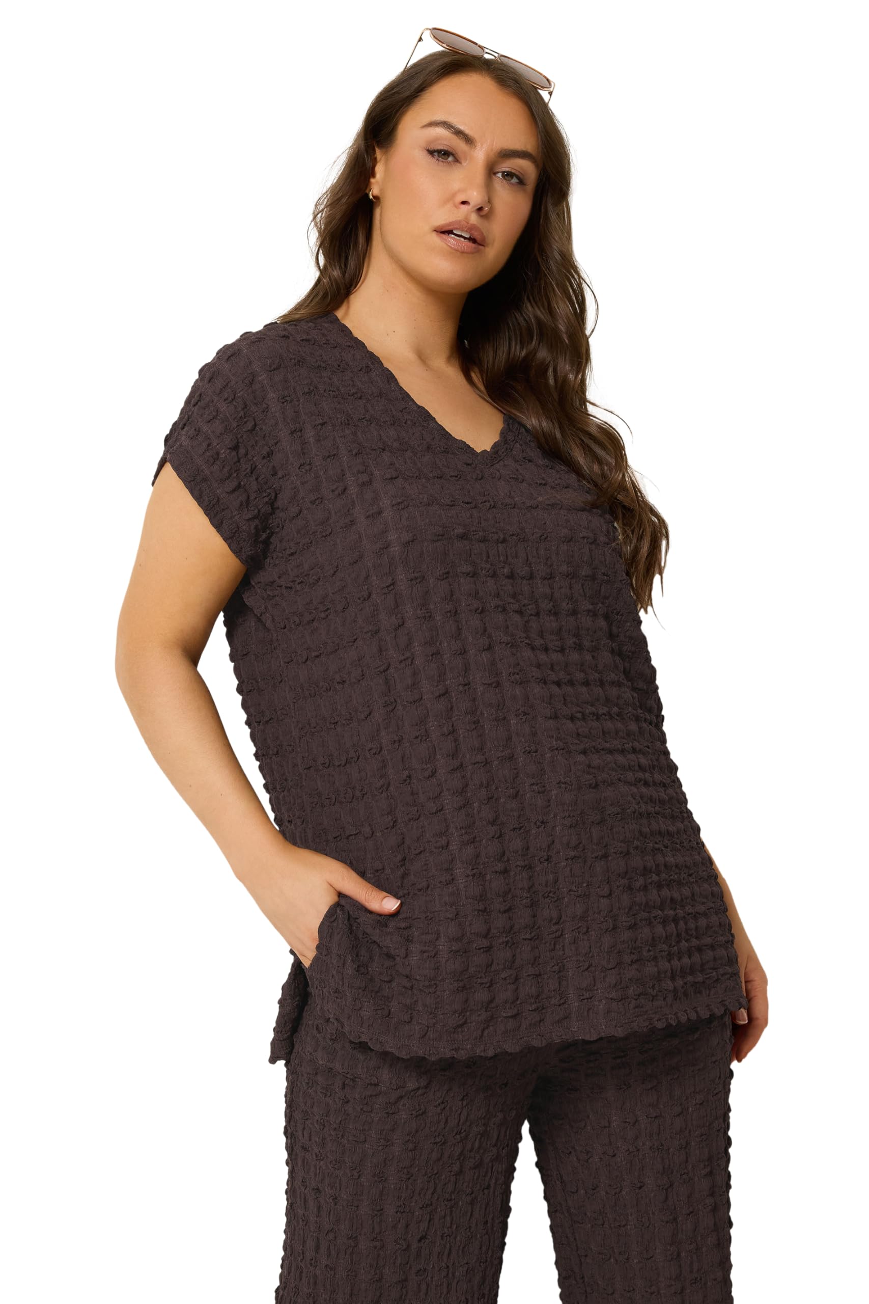 Yours Women's Chocolate Bubble Textured Top & Trousers Set In Size 26-28