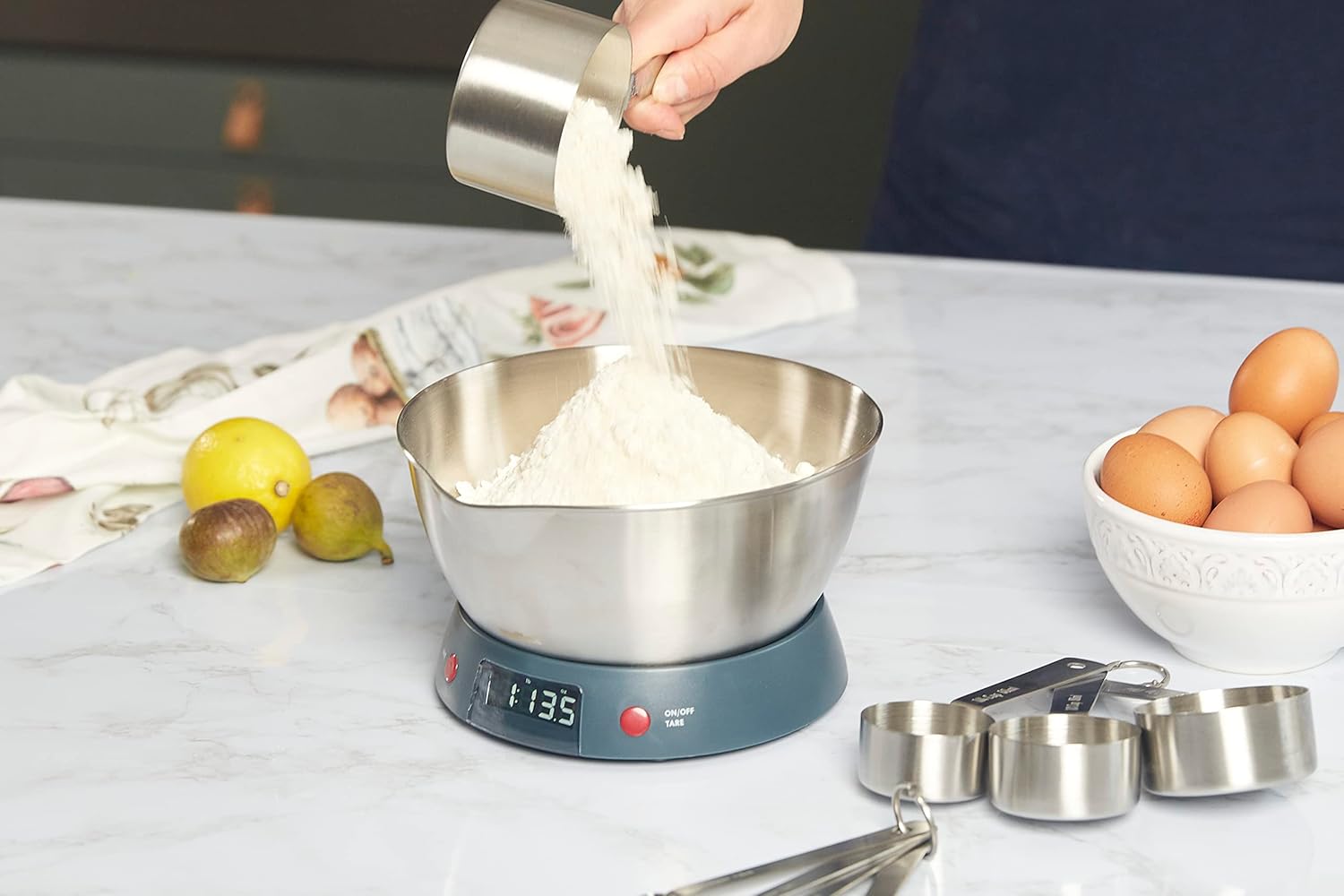 Zyliss E970054 Digital Kitchen Scales, Plastic/Stainless Steel, Silver/Blue, Weigh Food/Liquid, Stainless Steel Bowl with Spout