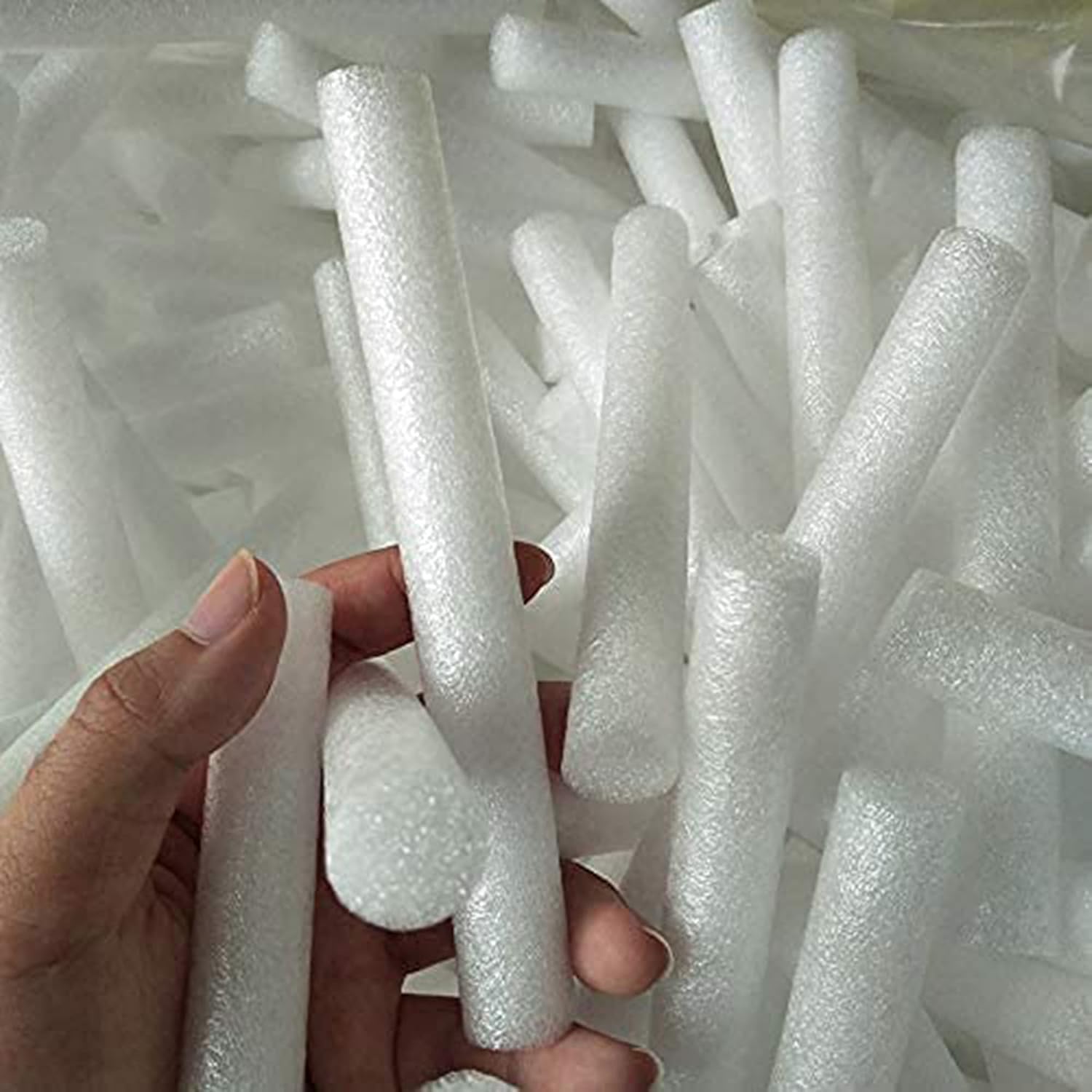 5 Meters Foam Strip for Stretch Couch Covers, Non-Slip Foam Rods Sticks for Sofa Slipcover Furniture Protector, Foam Strips Seam Fix Sofa Slipcover(Diameter 2.5cm)