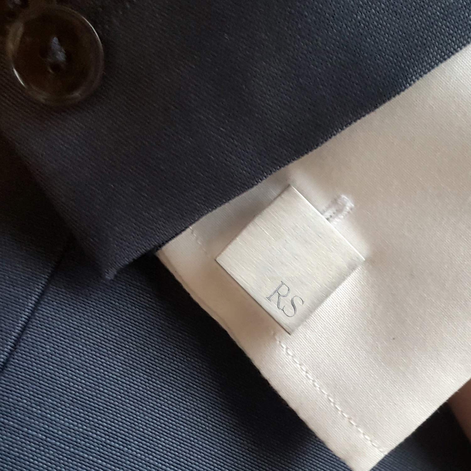 Quadratische Manschettenknöpfe mit Initialen Gravur, Edelstahl Matt