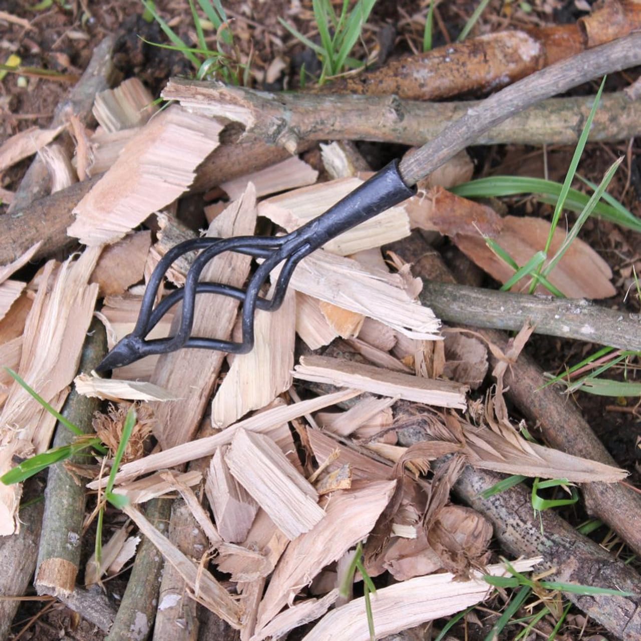 The Sizzling Archers Forged Iron Cage Fire Arrow Head