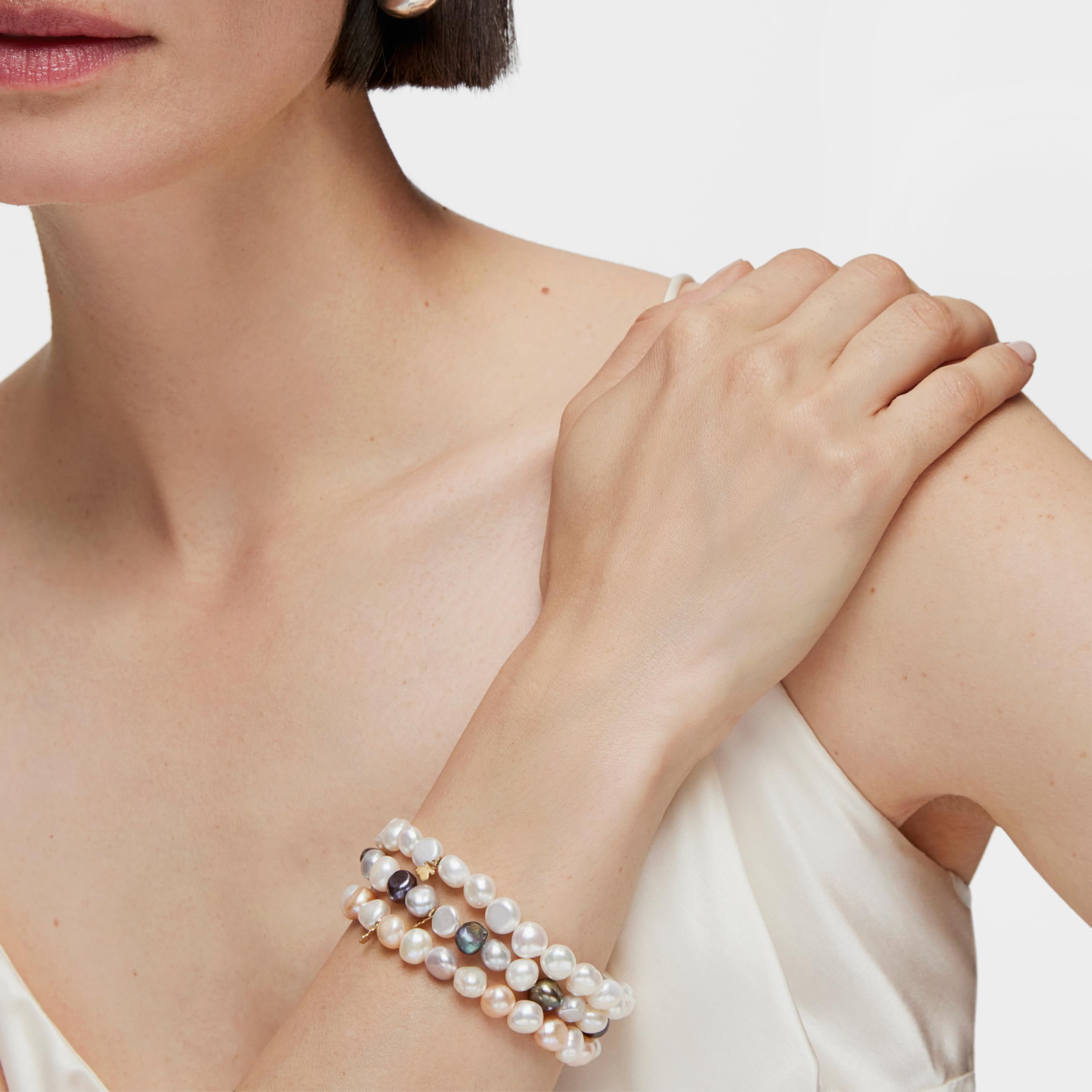 TOUS Perlenarmband für Damen mit Bärenmuster aus 18 Karat Gelbgold, 17,5 cm lang, elegant und vielseitig, Perlenkollektion