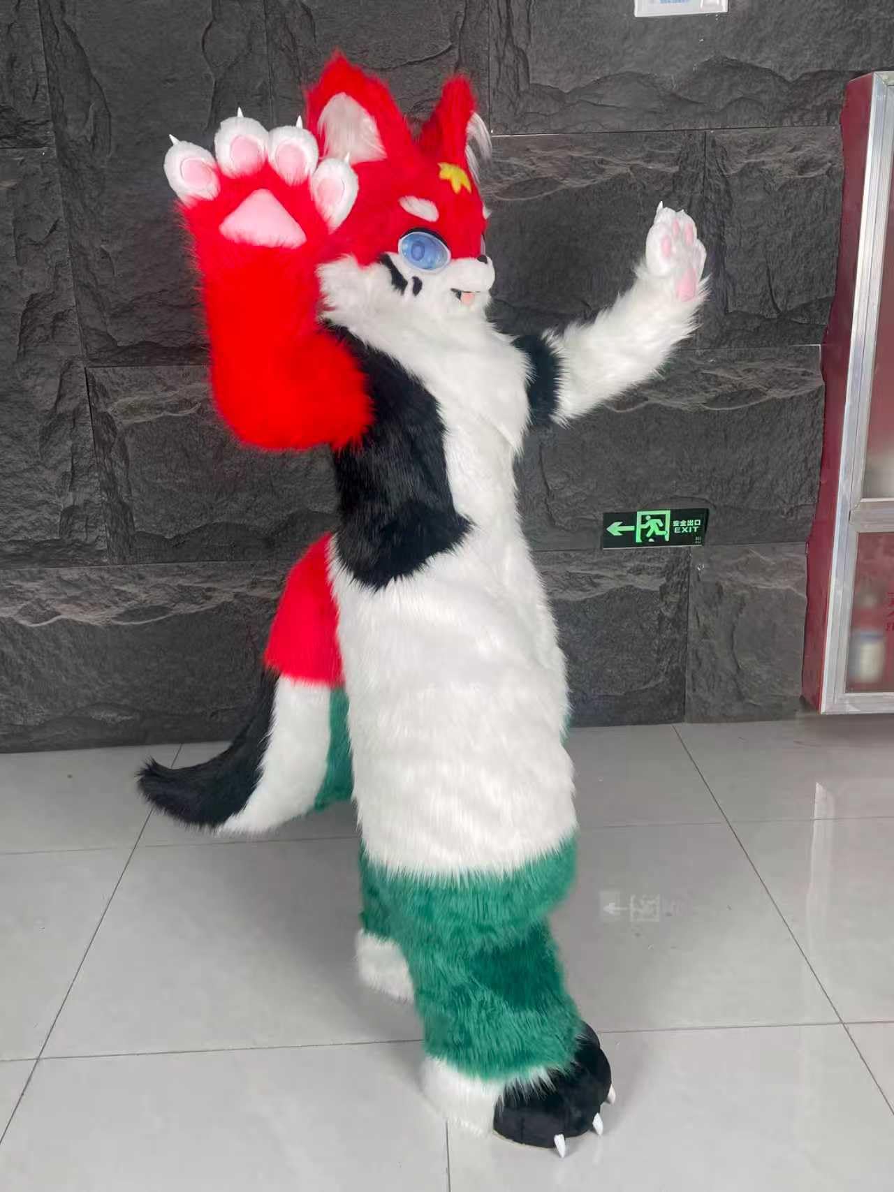 Profesjonalna maskotka Fursuit, futrzany kostium lisa kota, futrzany kostium futrzany całego ciała, na imprezę przebranie na karnawał prezent
