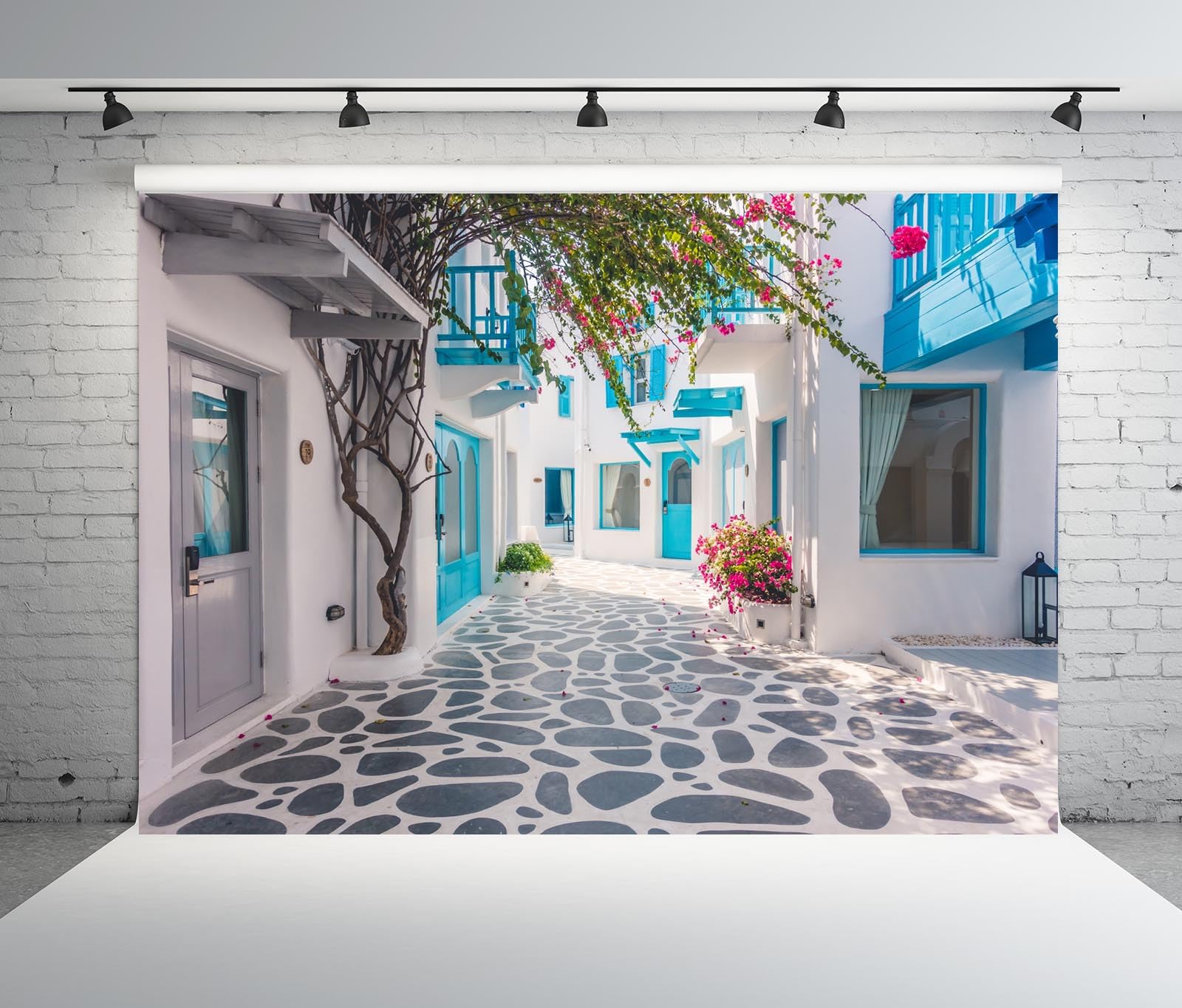 BELECO 4.6x2.5m Fotohintergrund Stoff Griechische Straße Santorini Insel Weiße Gebäude Romantische Blühende Blumen Hintergrund Griechische Party Dekoration Geburt Hochzeit Fotografie Zubehör