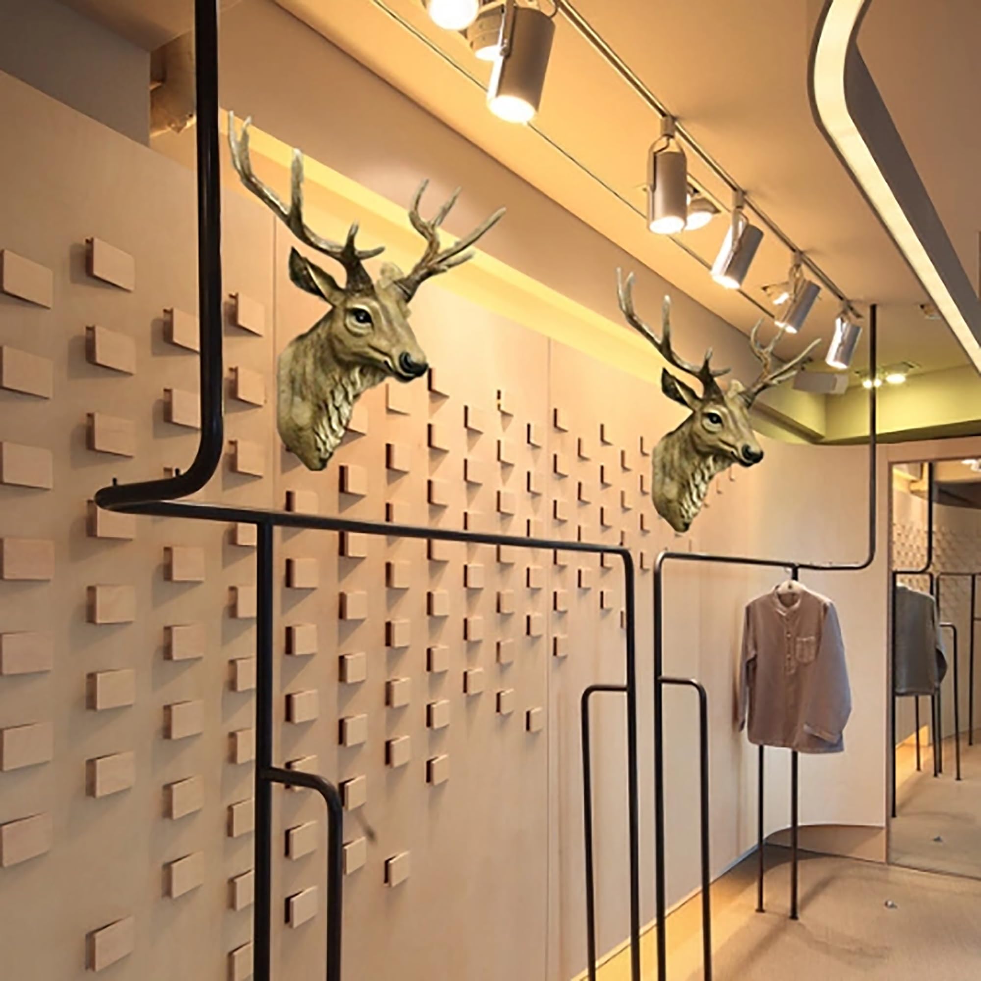 Amazon.co.jp: 鹿の頭の壁の装飾像や鹿の頭の彫刻の角の動物の頭壁装飾