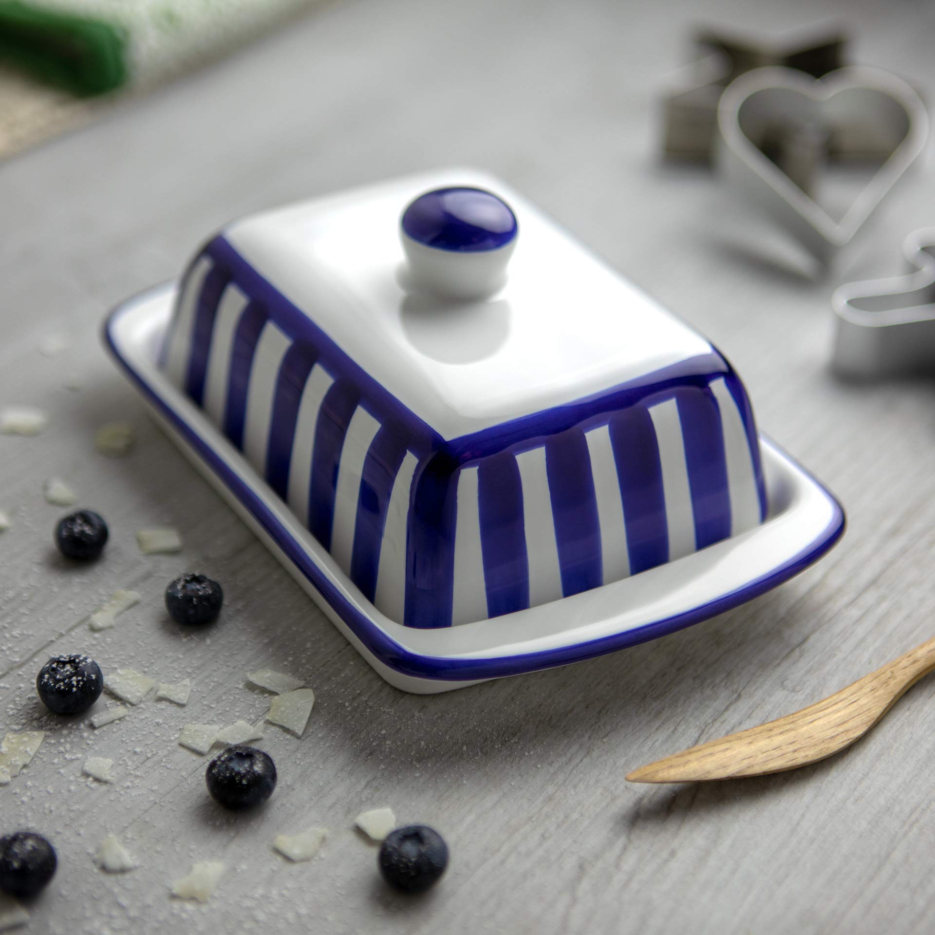 City to Cottage® Granatowe paski, ręcznie malowane, ceramiczne, kuchenne, do przechowywania, zestaw 10 sztuk, duże i małe pojemniki, słoiki na przyprawy, naczynie na masło, kubki do jajek, solniczka i pieprzniczka, podstawka pod łyżkę