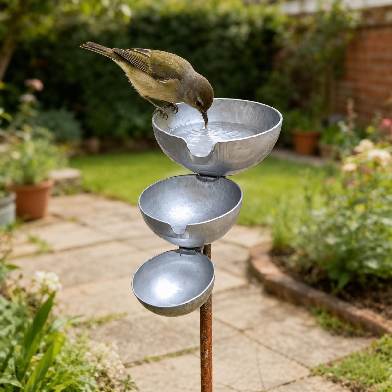 Rain Catchers for Garden, 3 Tiered Metal Rain Catcher Bird Water Feeder Bowl, Rust Resistant Rains Chain Bee Watering Station, Rainwater Collector Garden Stakes Decorative, for Backyard Decor