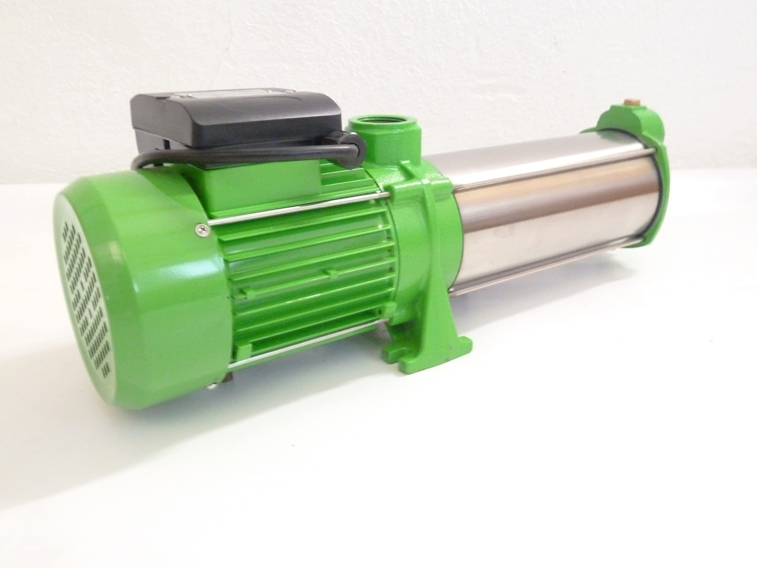 Kreiselpumpe 380 Volt 1,65 KW Gartenpumpe Edelstahl 10200 L/h, Förderhöhe 65 Meter und 6,5 Bar Druck Wasserpumpe