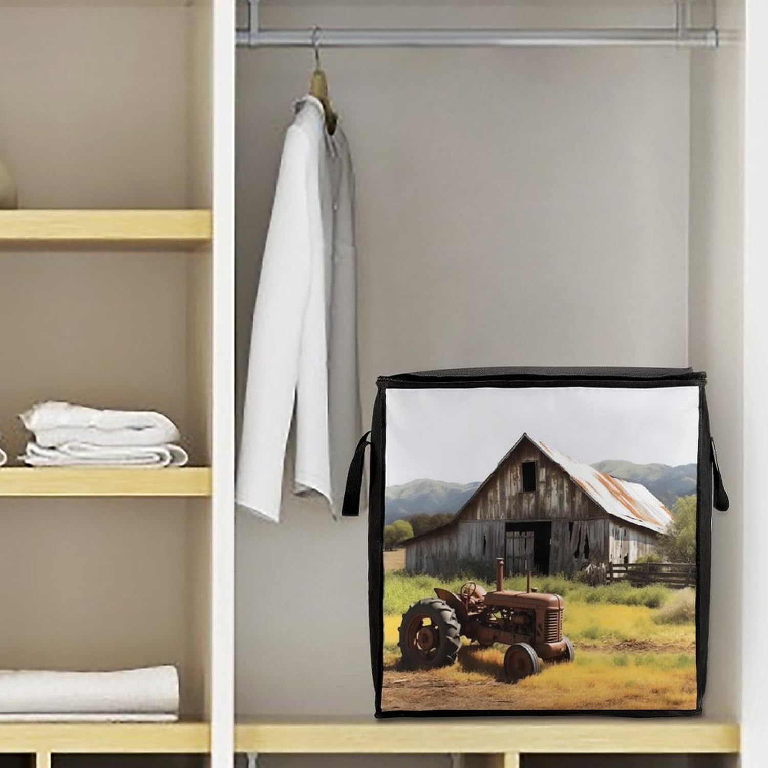 Quilt Storage Bag,Wooden Barn Rusted Tractor Printed Large Foldable Storage Container Portable Travel Storage Bag for Blankets, Quilts, Clothes, Comforter, Bedding And Pillows