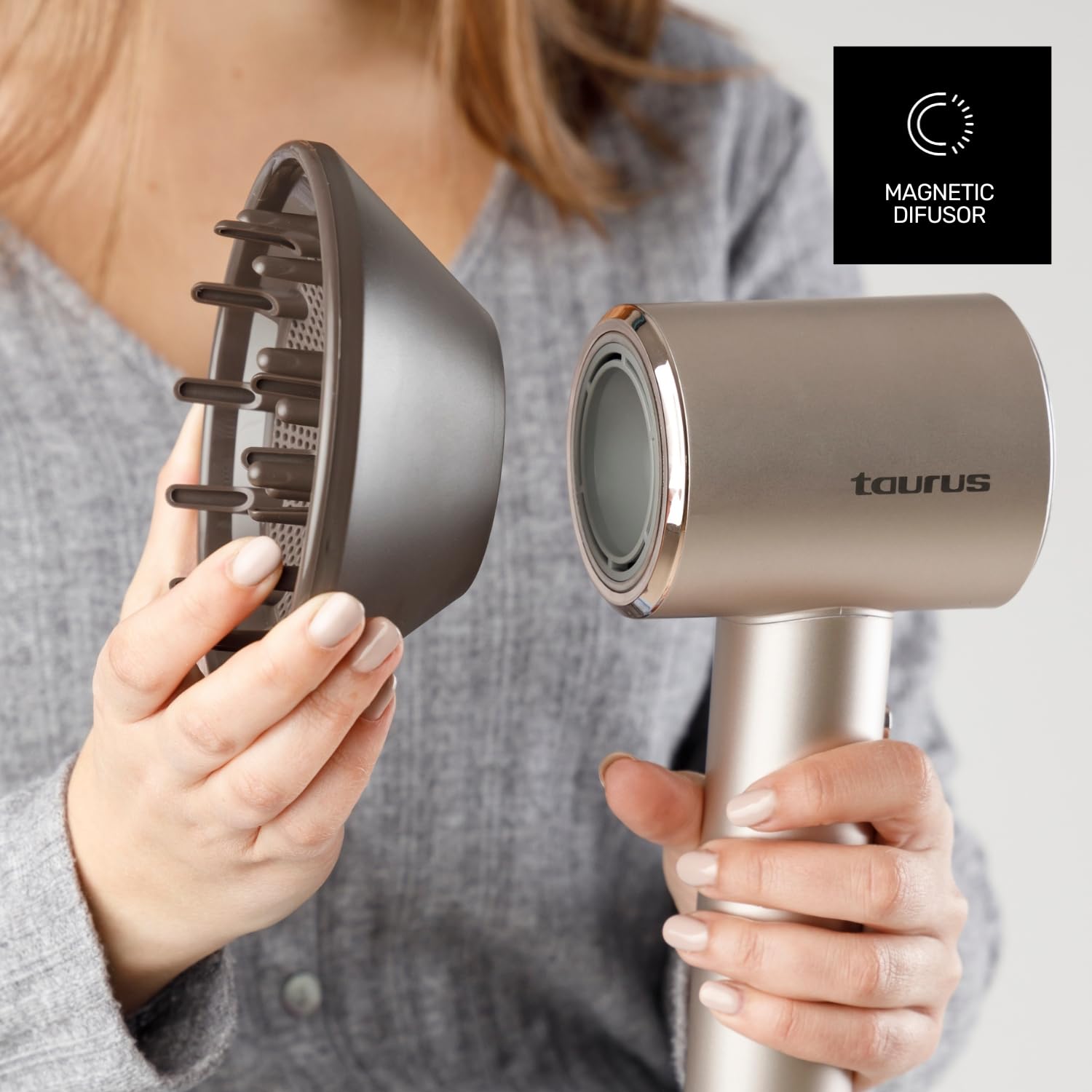 Taurus – Secador de Pelo Digital Force Protect, Ionic Care, 10 Niveles de Velocidad y Temperatura, Oscillating Temp Protect, Memoria, Luz LED, Filtro magnético, Accesorios incluidos