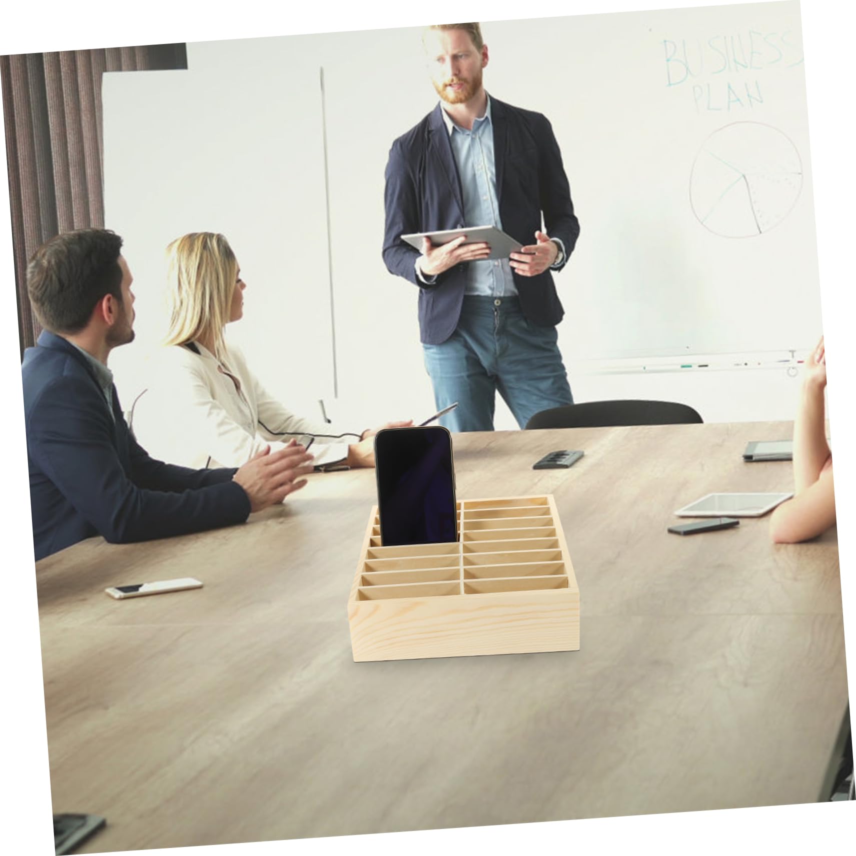 Scatola Porta Cellulari in Legno Beige per Scrivania, Organizer | Scomparti Multipli, per Penne e Telefono, Adatta a Scuola e Istituti Educativi, Design Semplice e Moderno