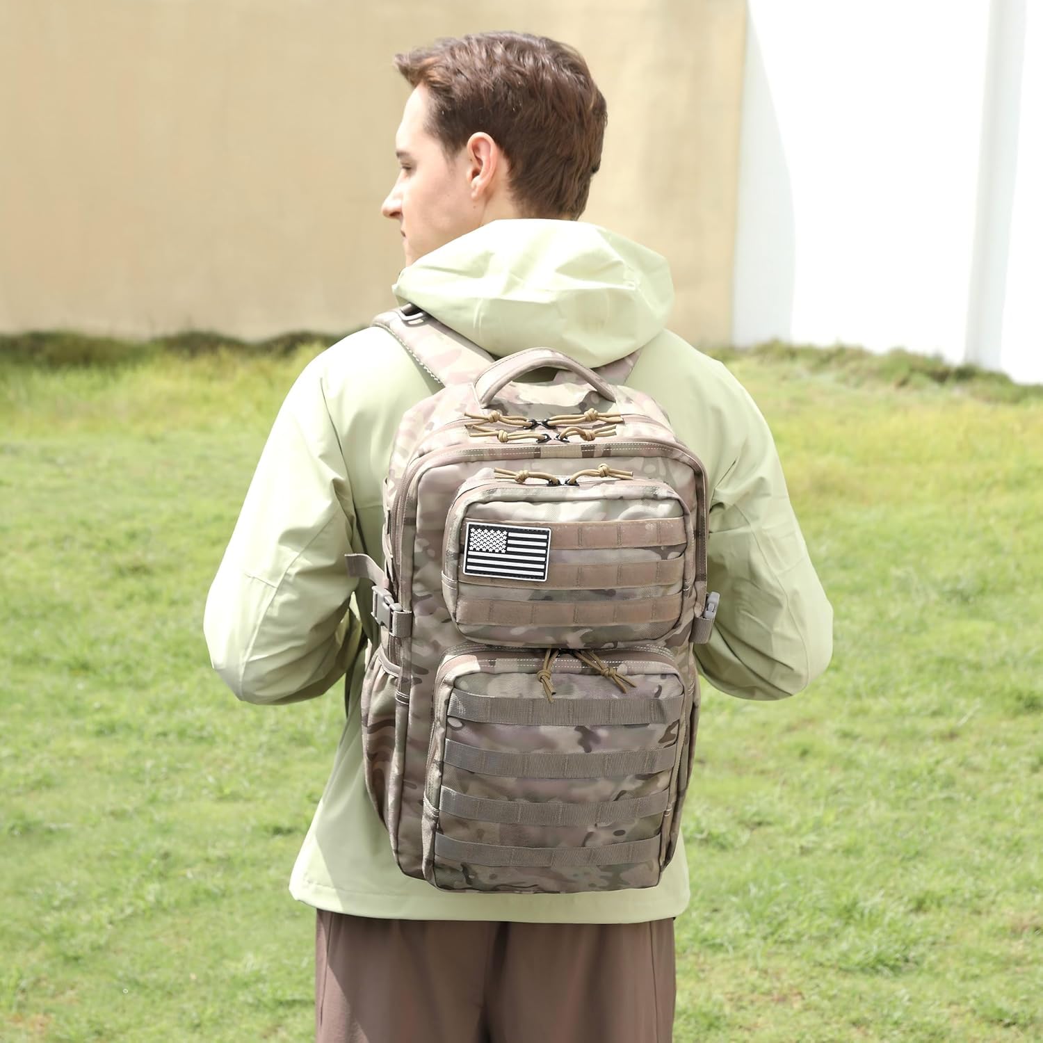 Mochila Impermeável 30L Reforçada com Patch Emborrachado – Mochila Grande de Viagem, Camping, Academia e Uso Diário Masculino em promoção! Veja a oferta e mais achadinhos de Mochilas & Pastas Masculinas 5 Hoje é o melhor dia para comprar Mochila Impermeável 30L Reforçada com Patch Emborrachado – Mochila Grande de Viagem, Camping, Academia e Uso Diário Masculino com aquele preço maroto! Promoção! Aproveite a oferta! 5