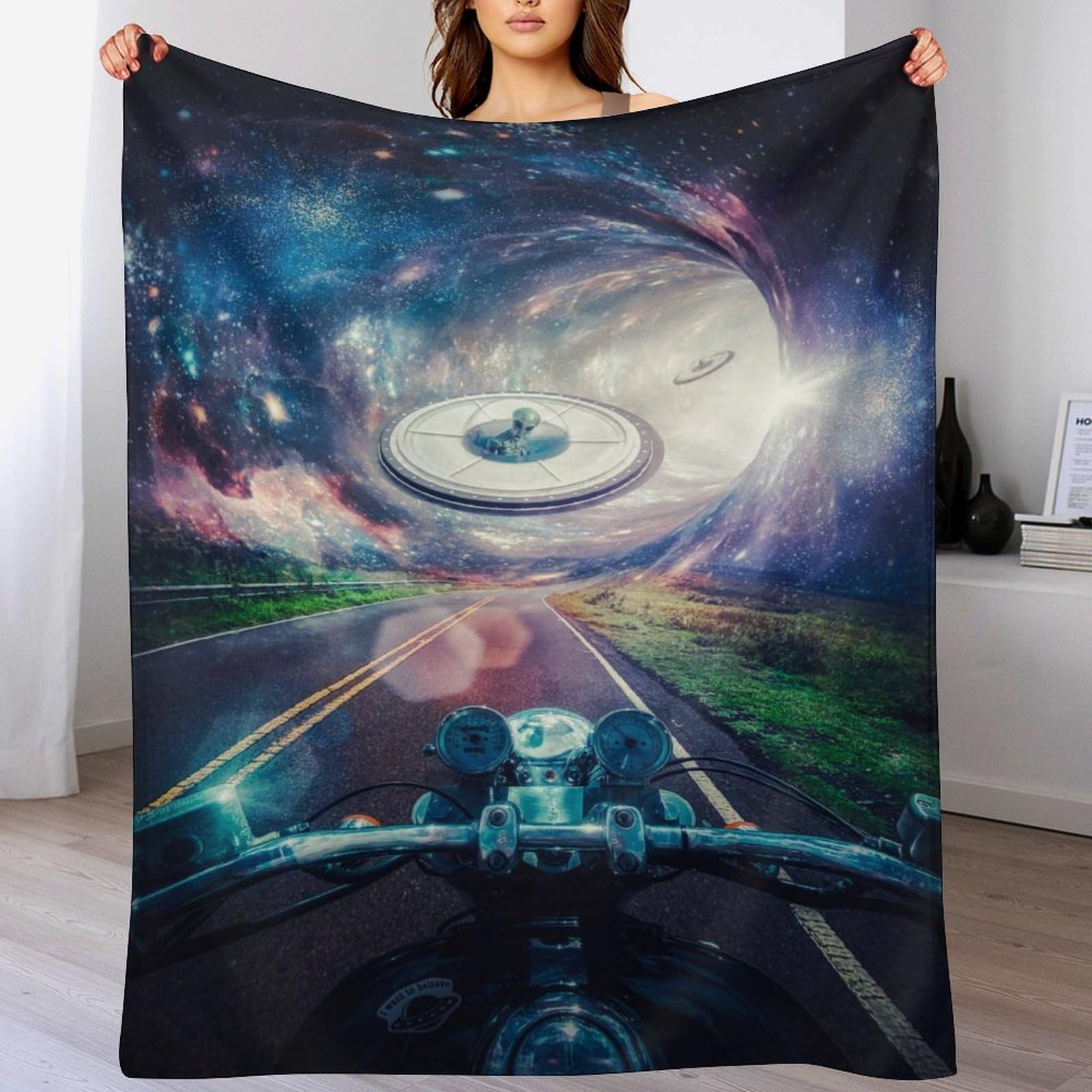 Couverture imprimée extraterrestre polaire et douce pour vos soirées cinéma sur le canapé