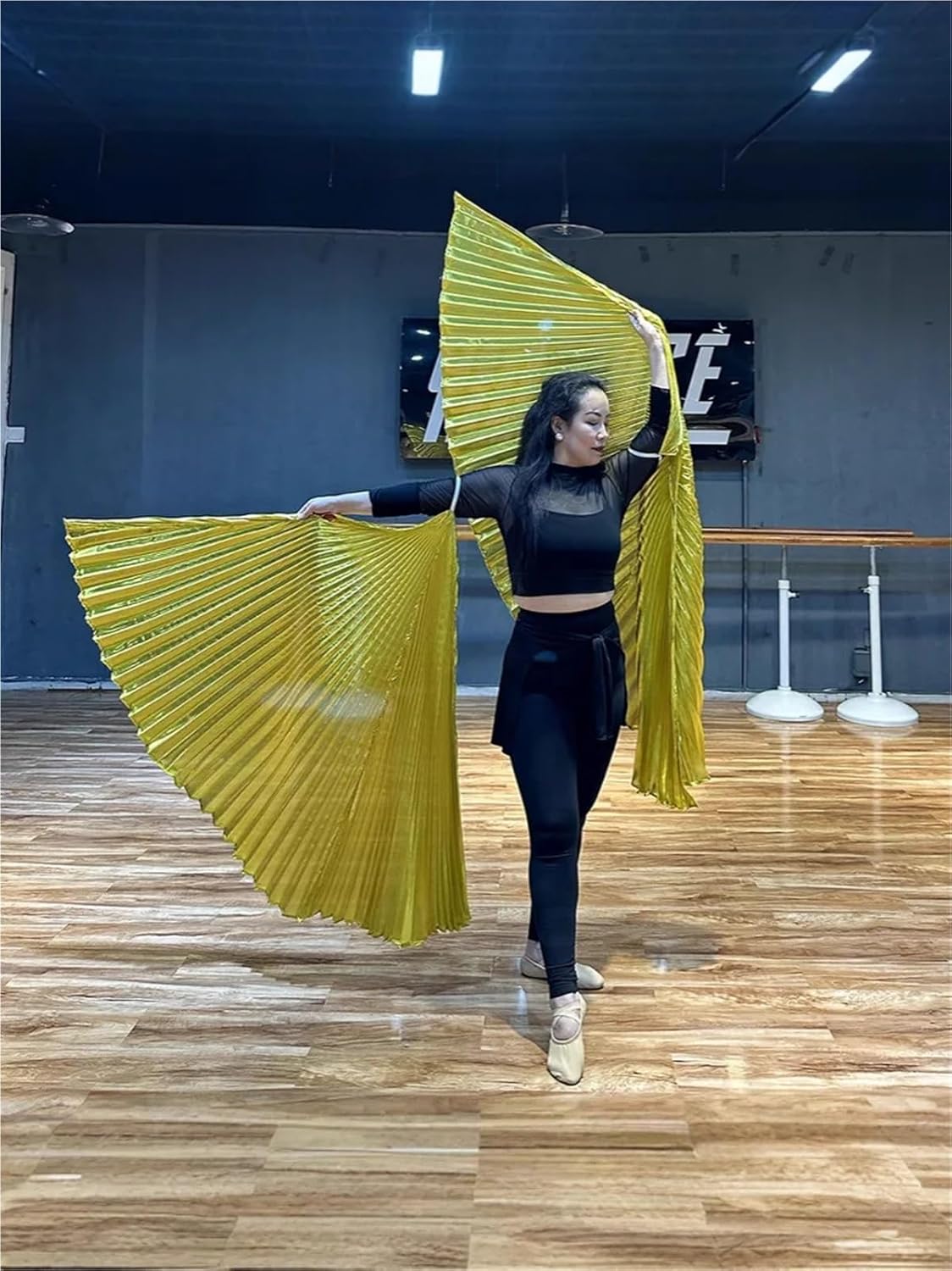 Gold Dance Props Flag Church Performance Accessories Belly Semicircle Flags Suitable for belly dance performances