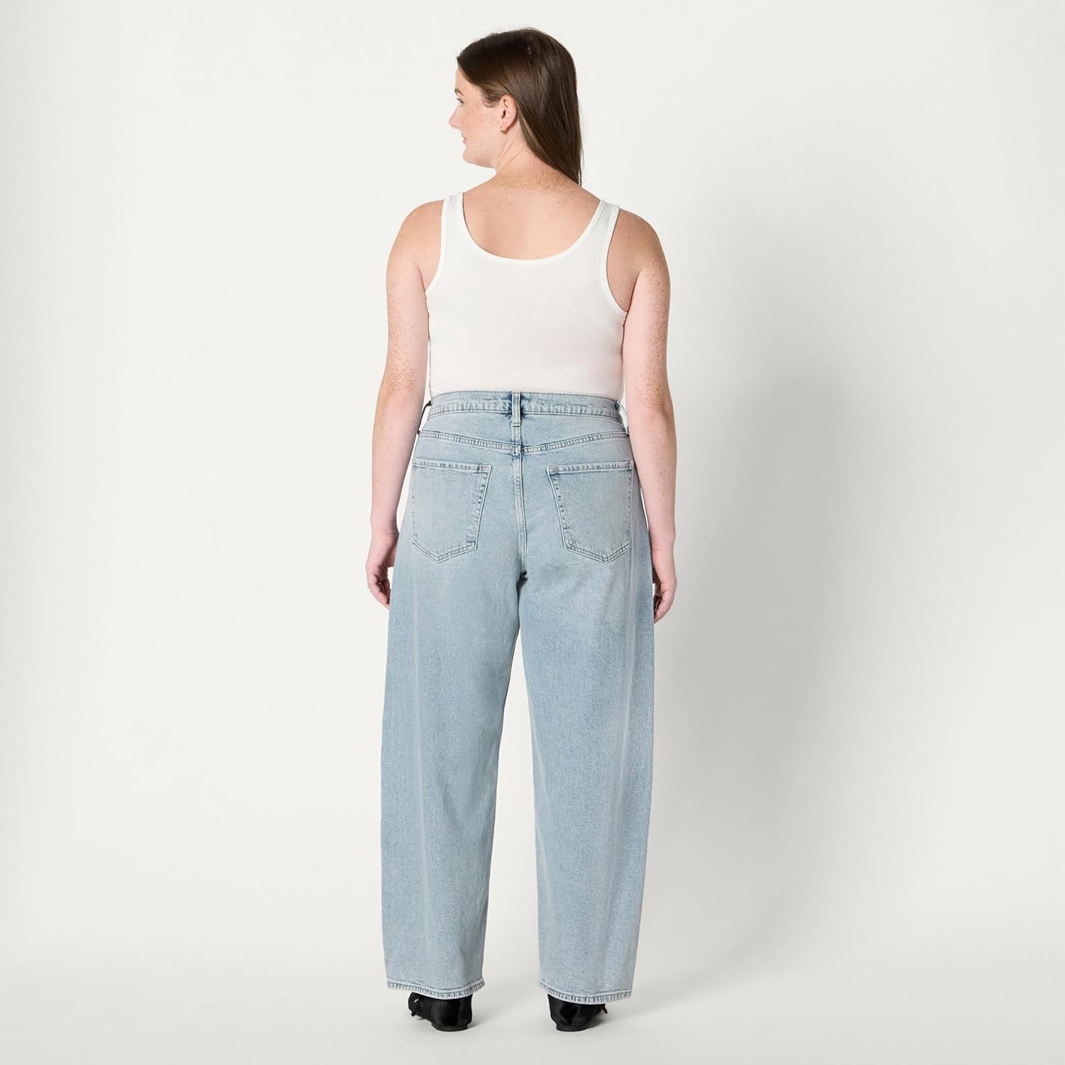 Amazon Essentials Women's Women's Low Stretch High-Rise Barrel Leg Jean - Image 7