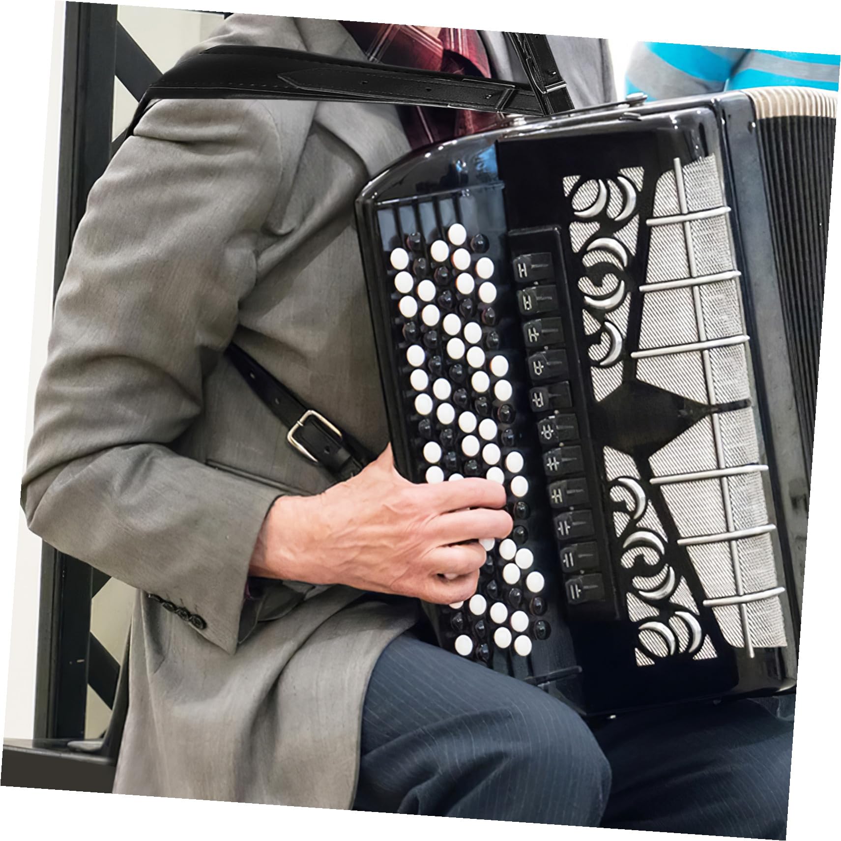Cinghia per Fisarmonica Regolabile in Pelle Nera Tracolla Comoda e Rimovibile per Strumenti Musicali Supporto Ergonomico per Suonatori di Diverse Corporature