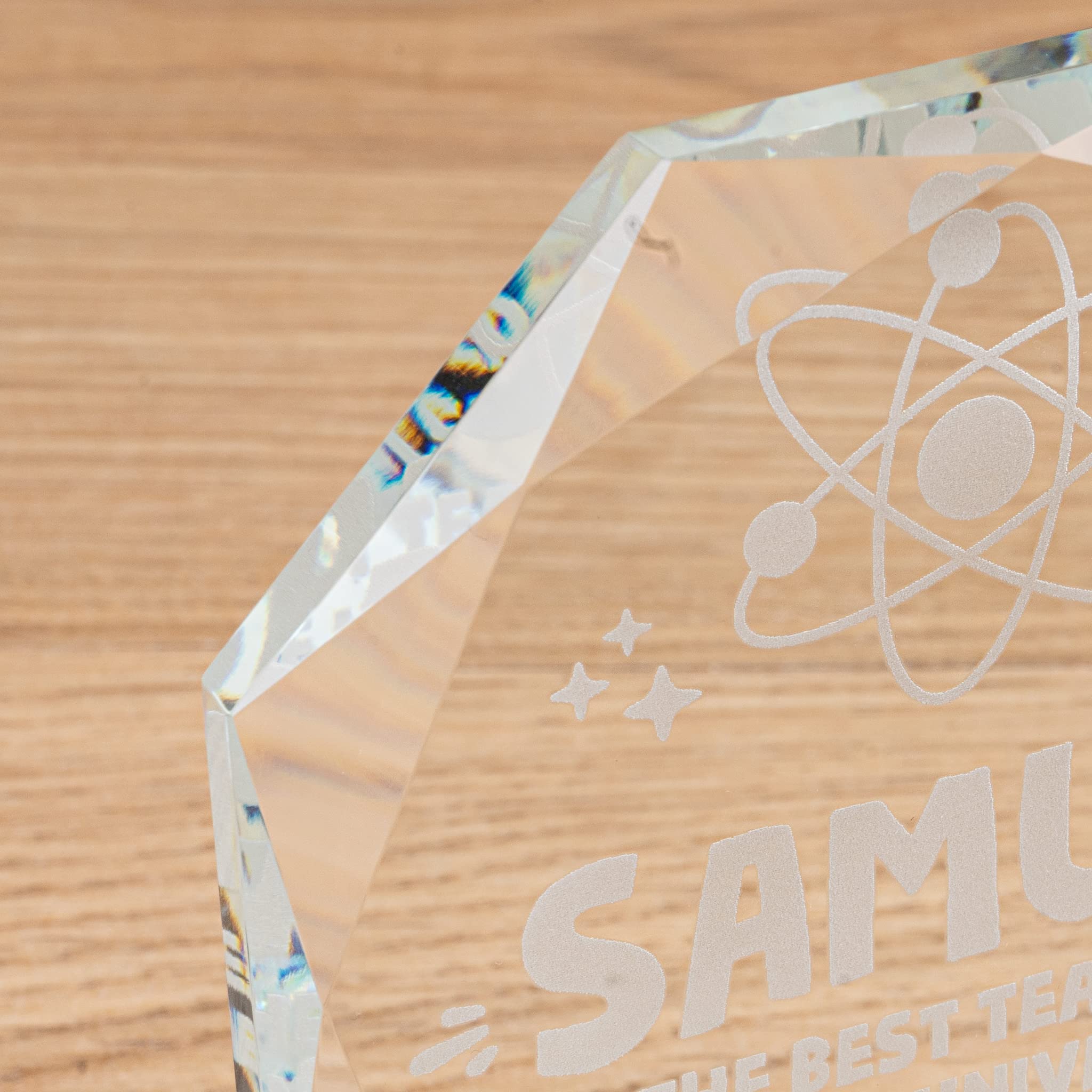 Wanapix | Trophée Personnalisé avec Nom et Texte | Verre Gravé | Trophée Personnalisé | Boîtier de Rangement Inclus | Octogonal