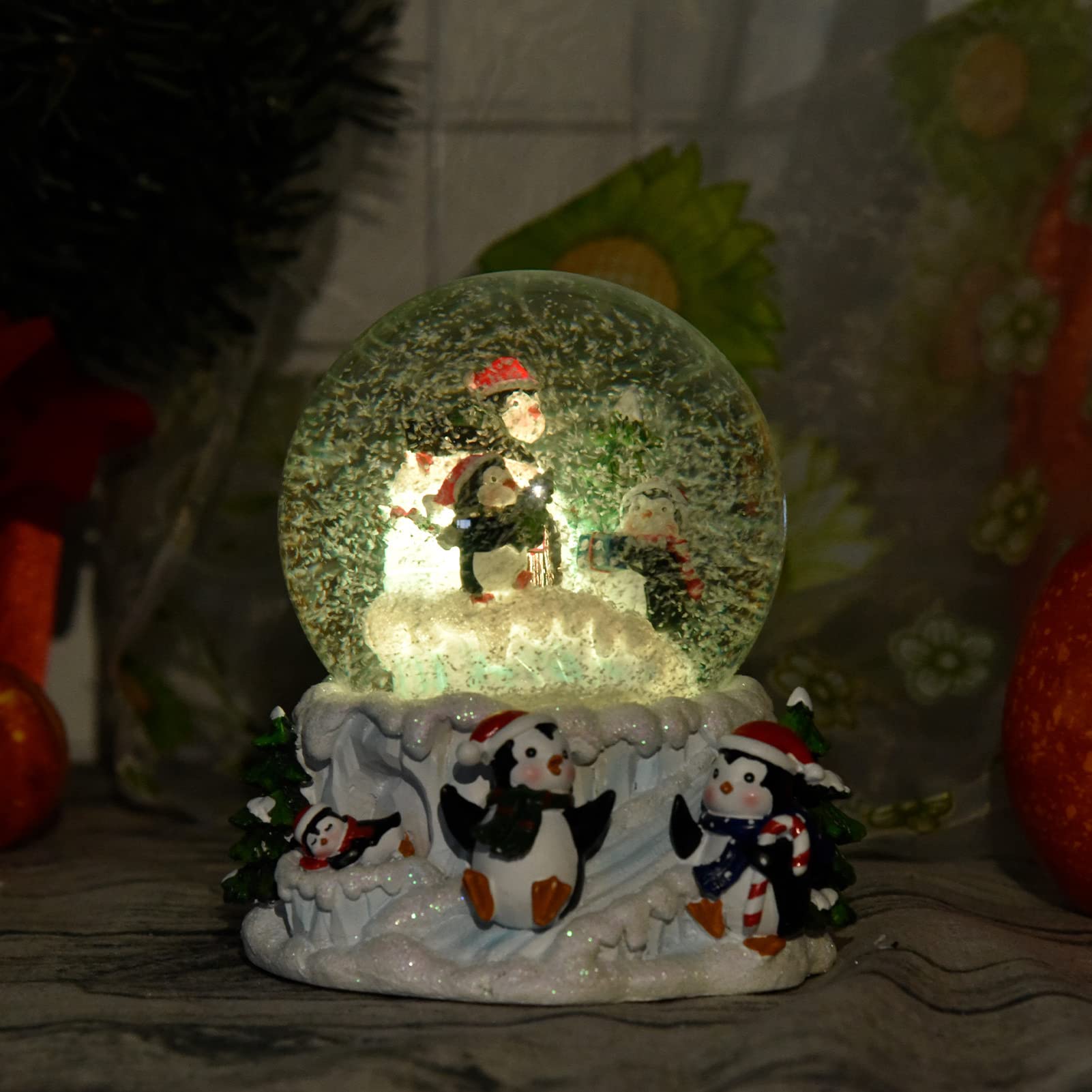 Sollee Boule à Neige Musicale de Noël Pingouin Boule à Neige Musicale de Noël Boules à Neige de Noël Boules à Neige Lumineuses de Noël Cadeaux de fête de Noël